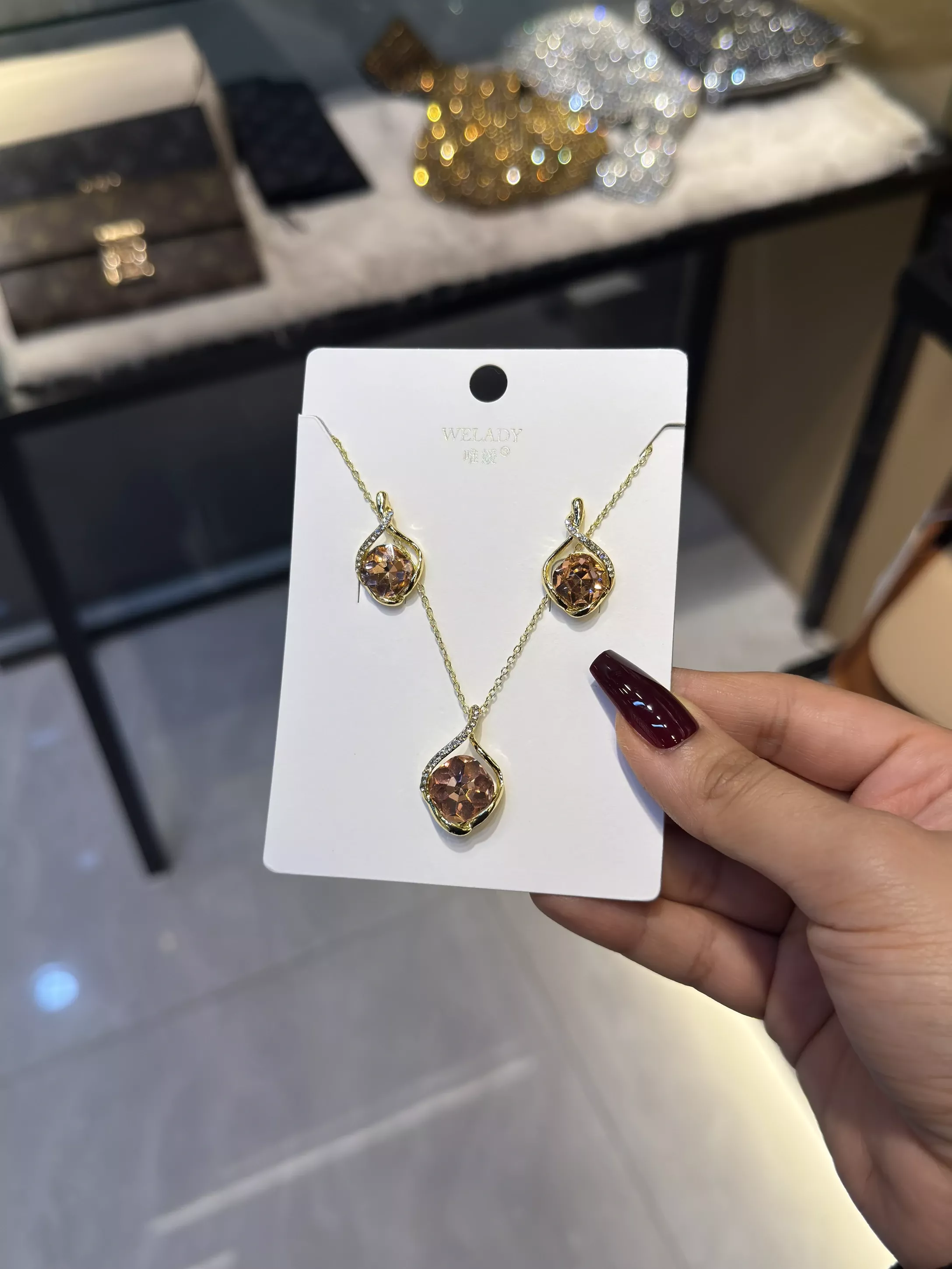 Exclusive Necklace Set – NKS-18 (Light Brown)