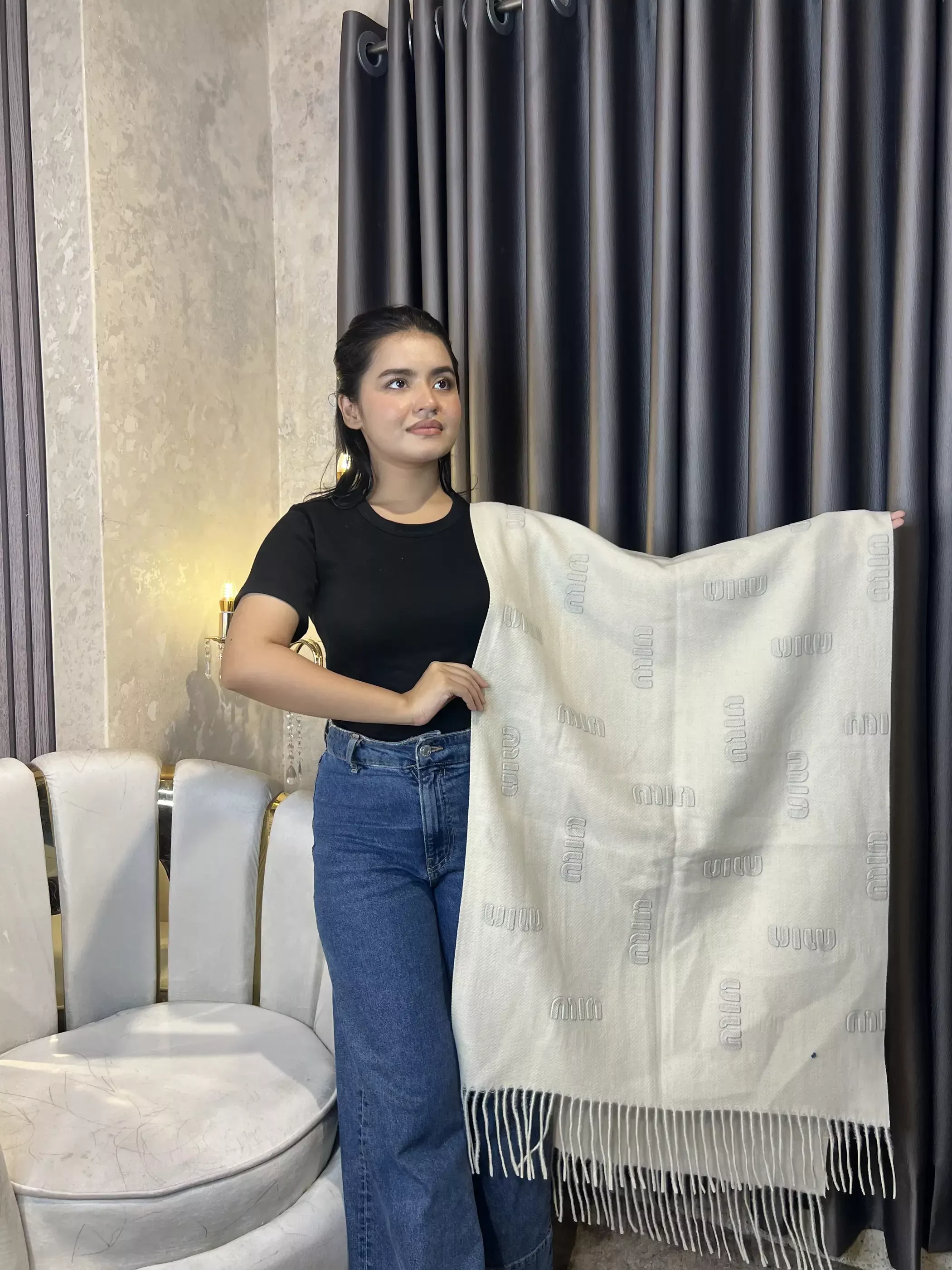 Winter Premium Shawl - MIN-001 (Cream)