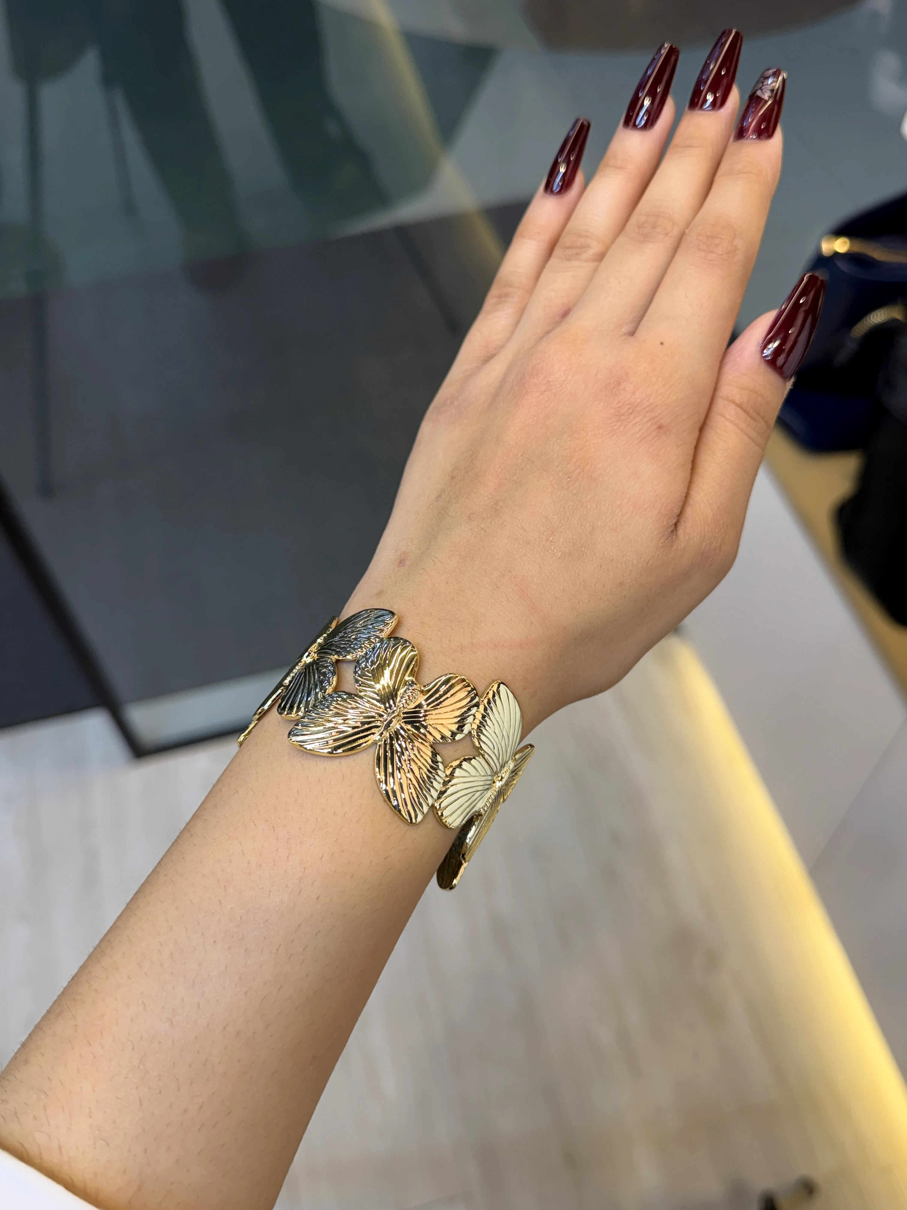 Exclusive Plated Handcuff Bangles - 9211520K071 (Golden)