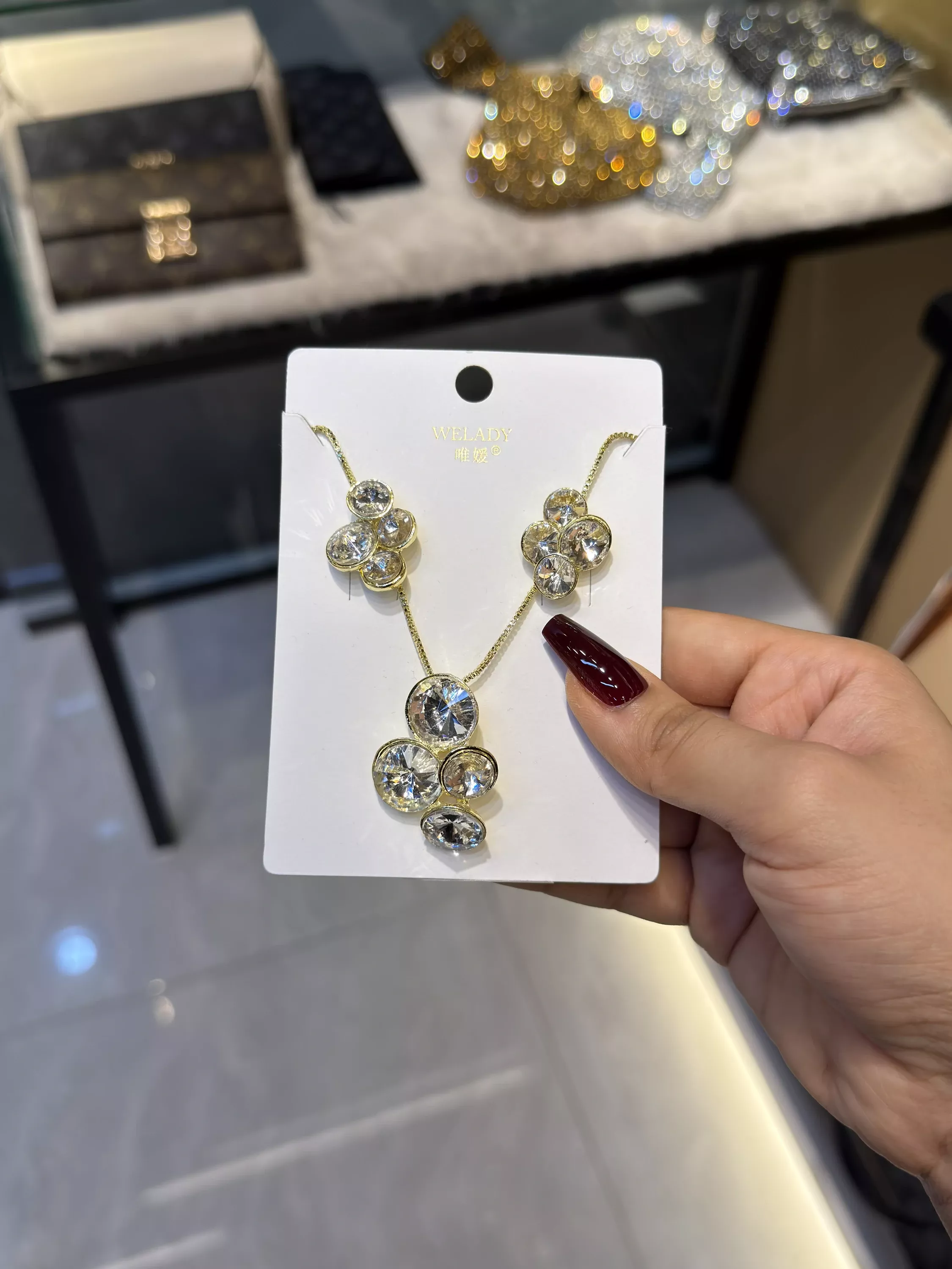 Exclusive Necklace Set – NKS-03 (White)