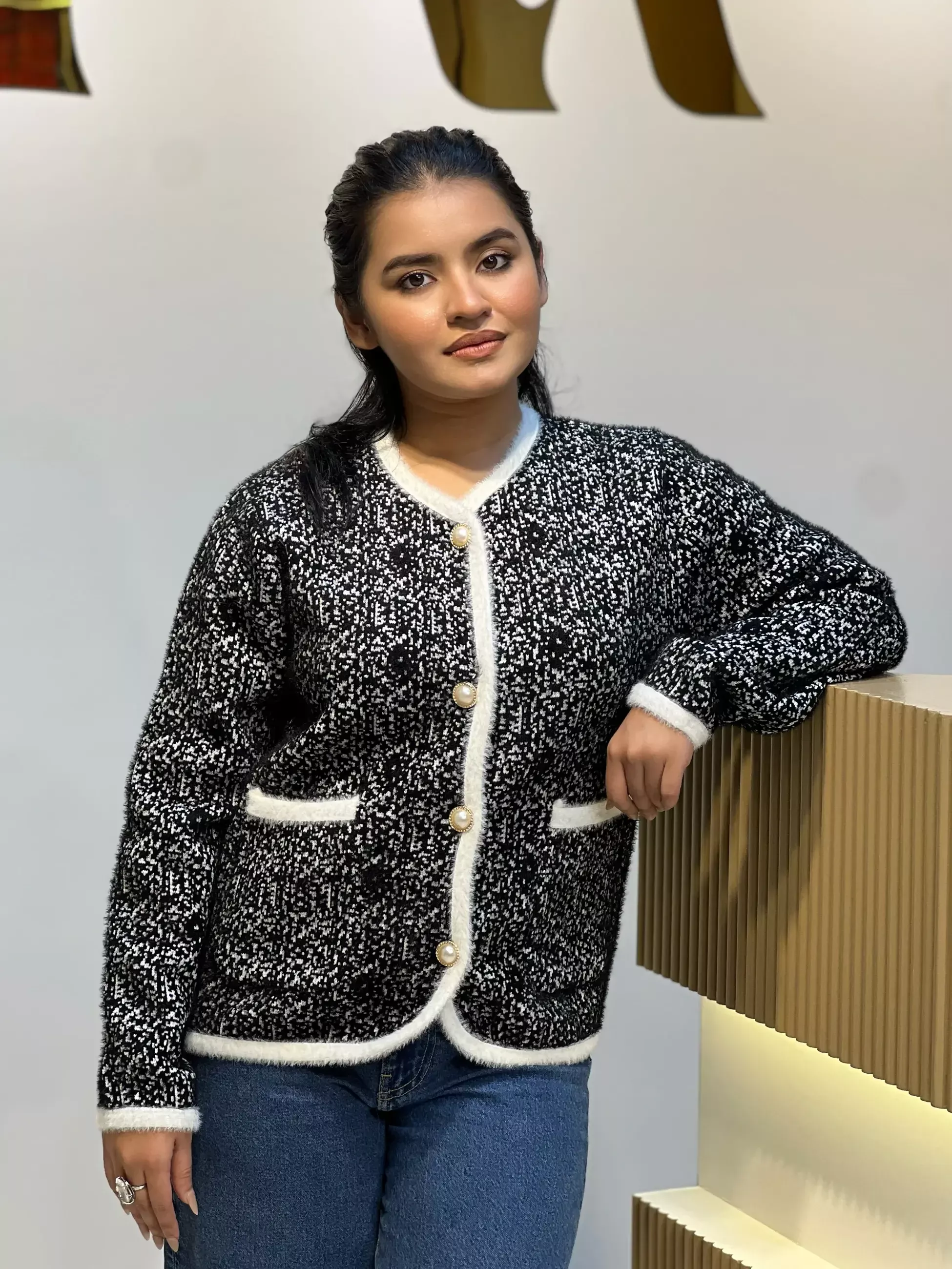 Korean Inspired Ladies Sweater-6171 (Black/White)