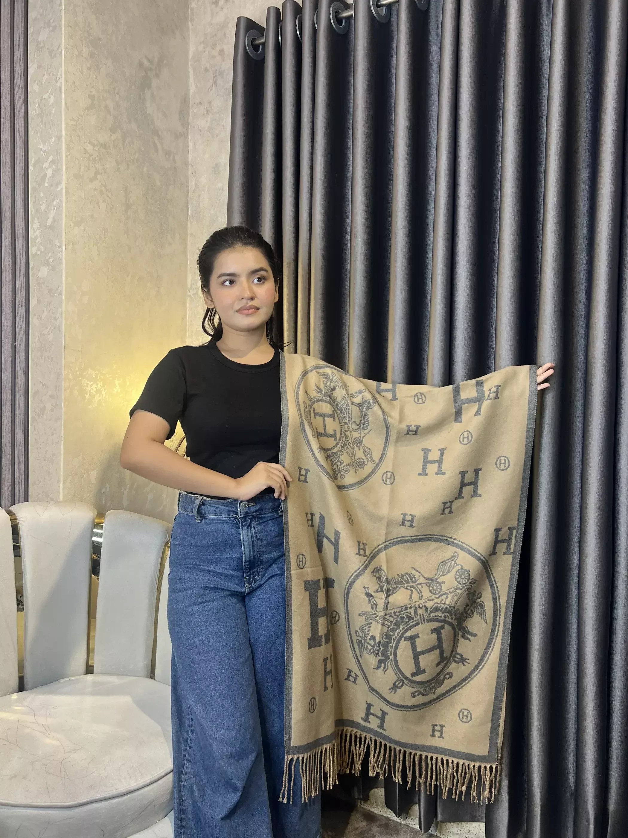 Winter Premium Shawl - HR-003 (Beige)