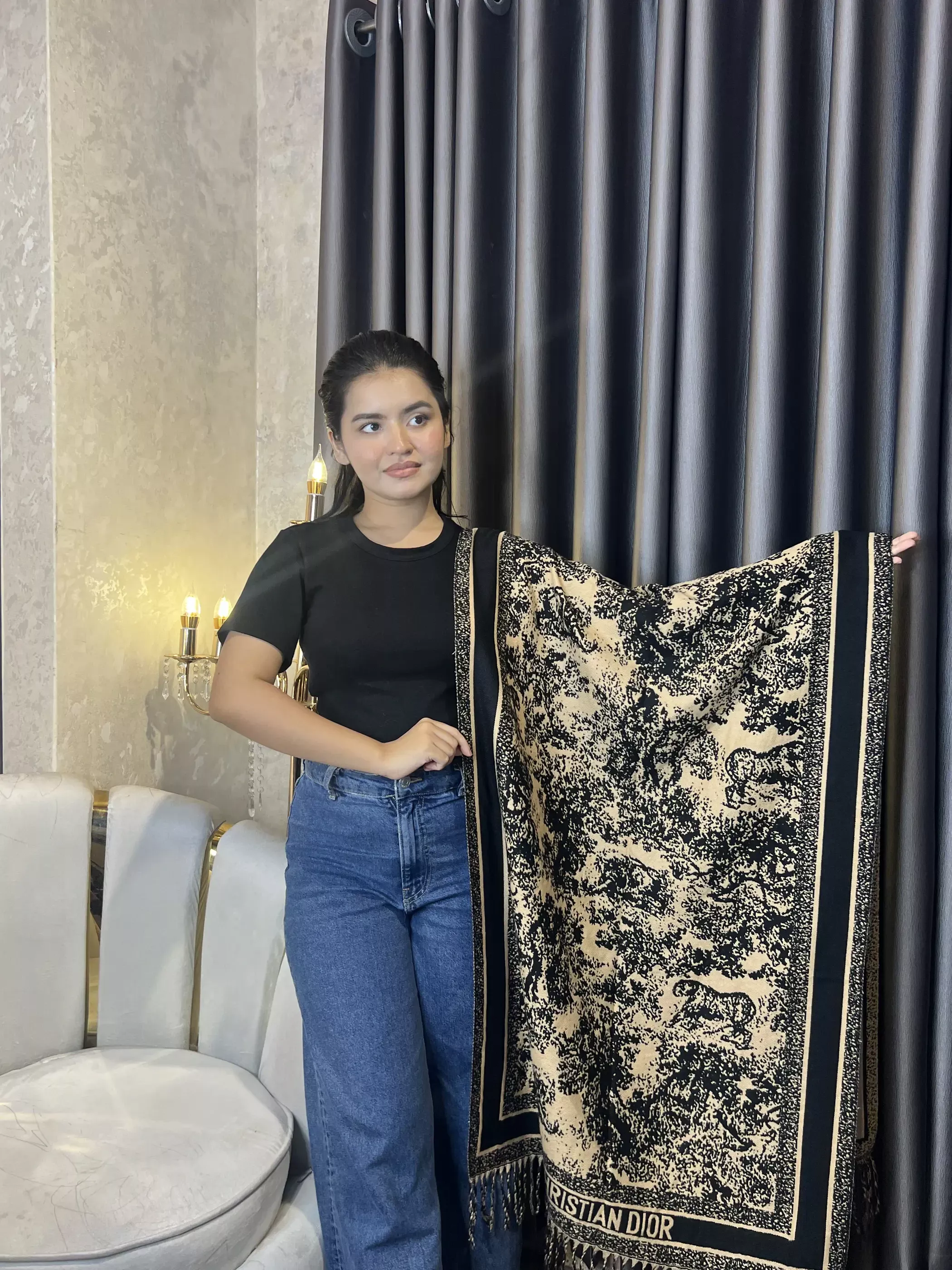 Winter Premium Shawl - CDR-008 (Black&Khaki)