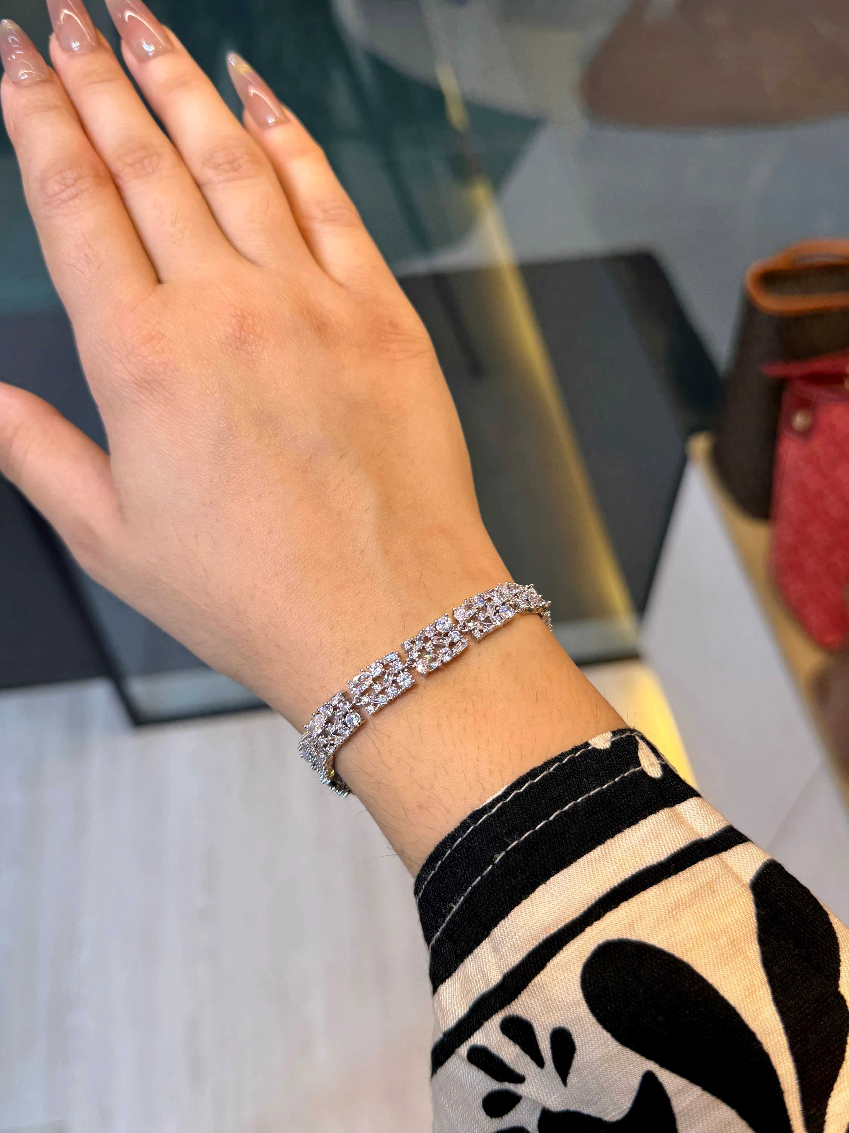 Premium Zircon Stone Bracelet - 9108511K811 (Crystal)