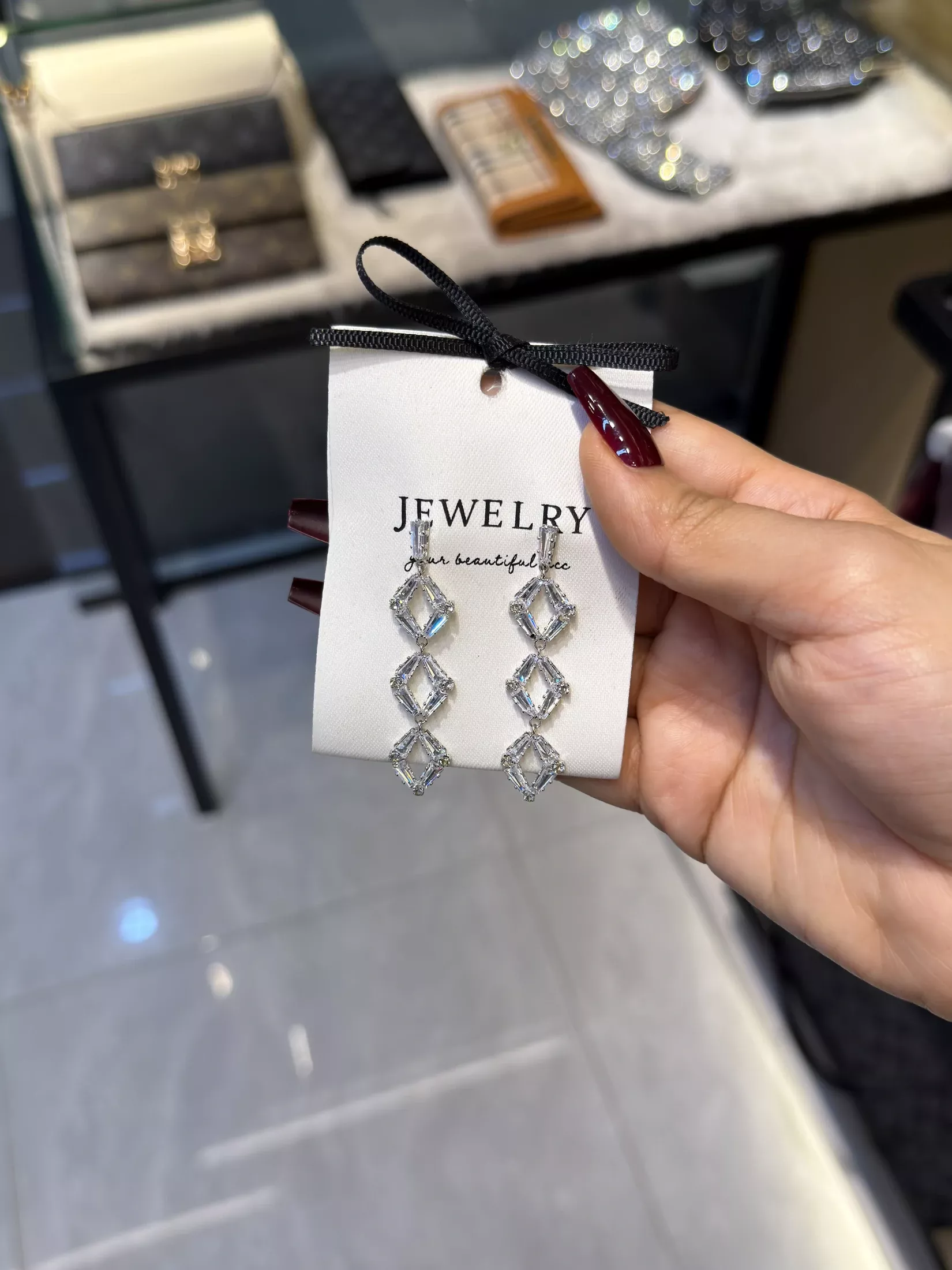 Premium Stone Earring–19800006