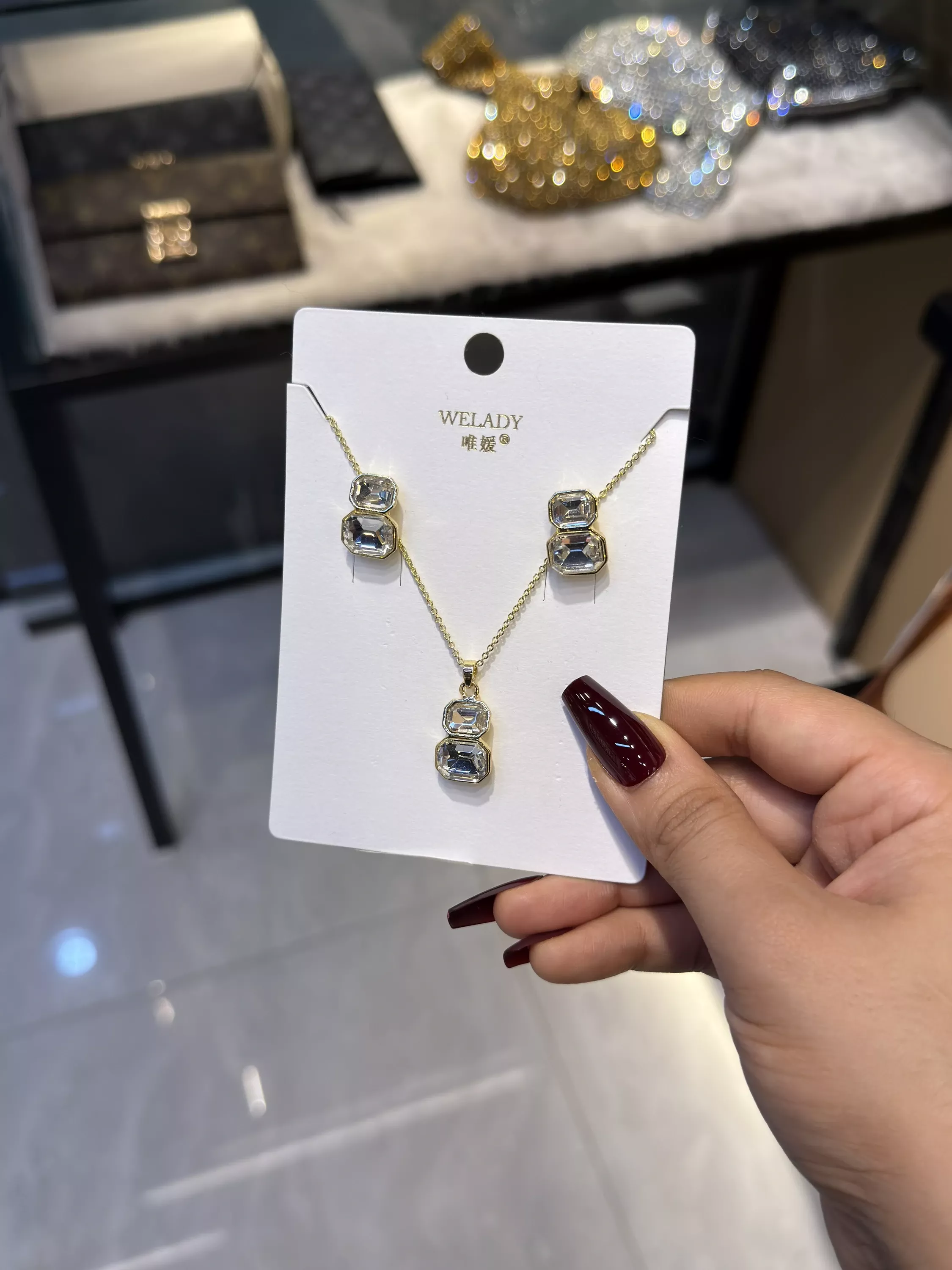 Exclusive Necklace Set – NKS-51 (White)