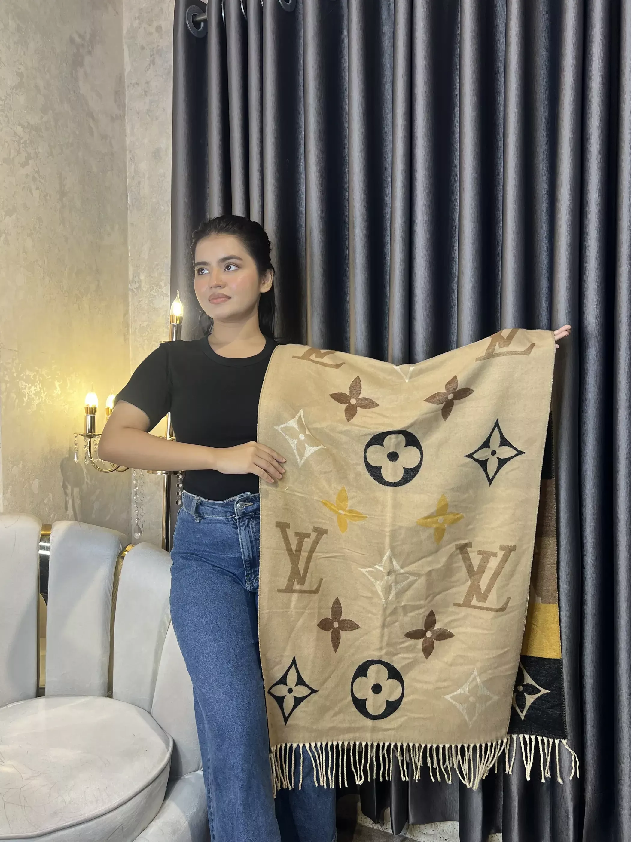 Winter Premium Shawl - LV-004 (Khaki)