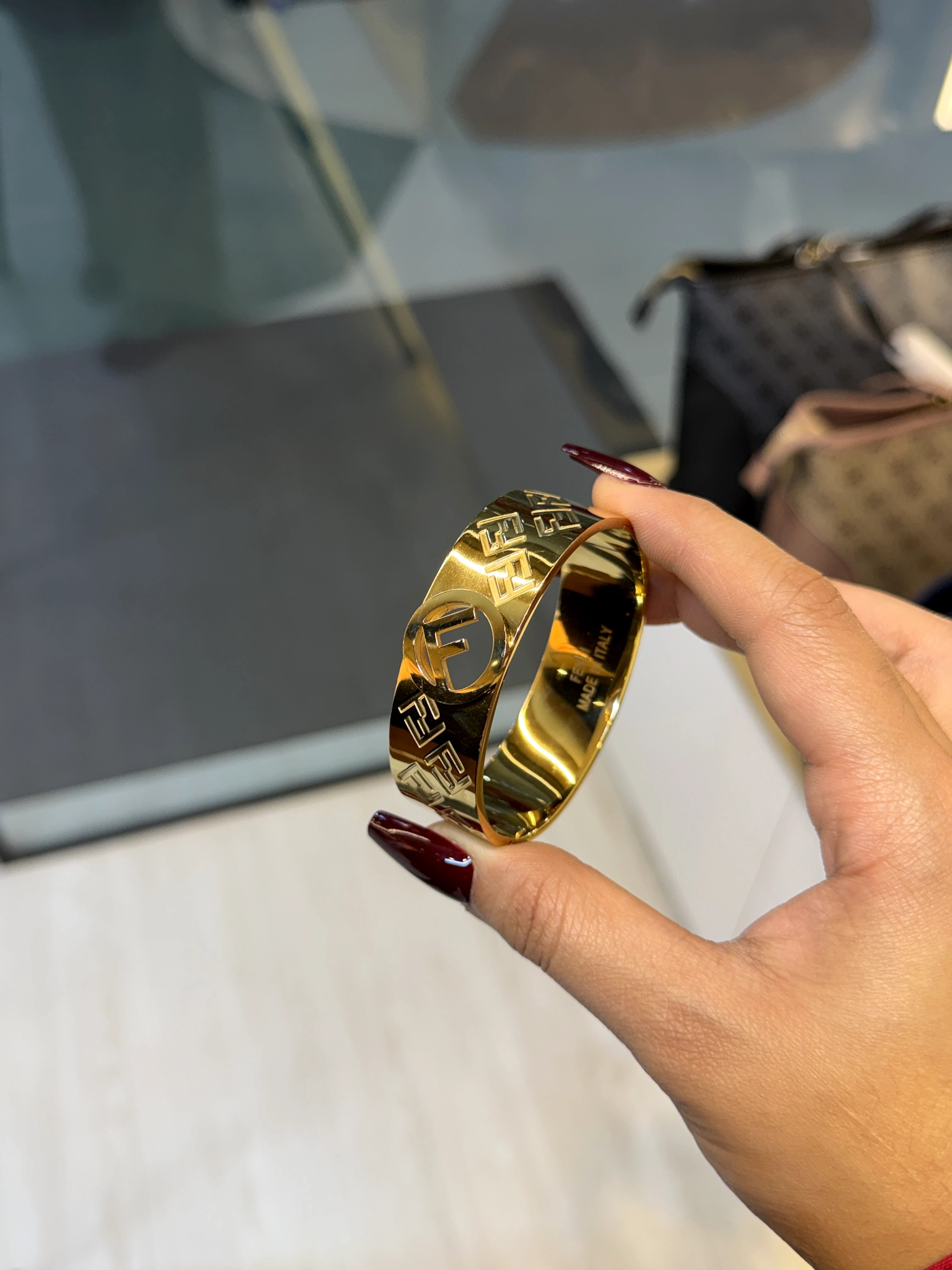 Stainless Steel Bangles – 0020 (Golden)