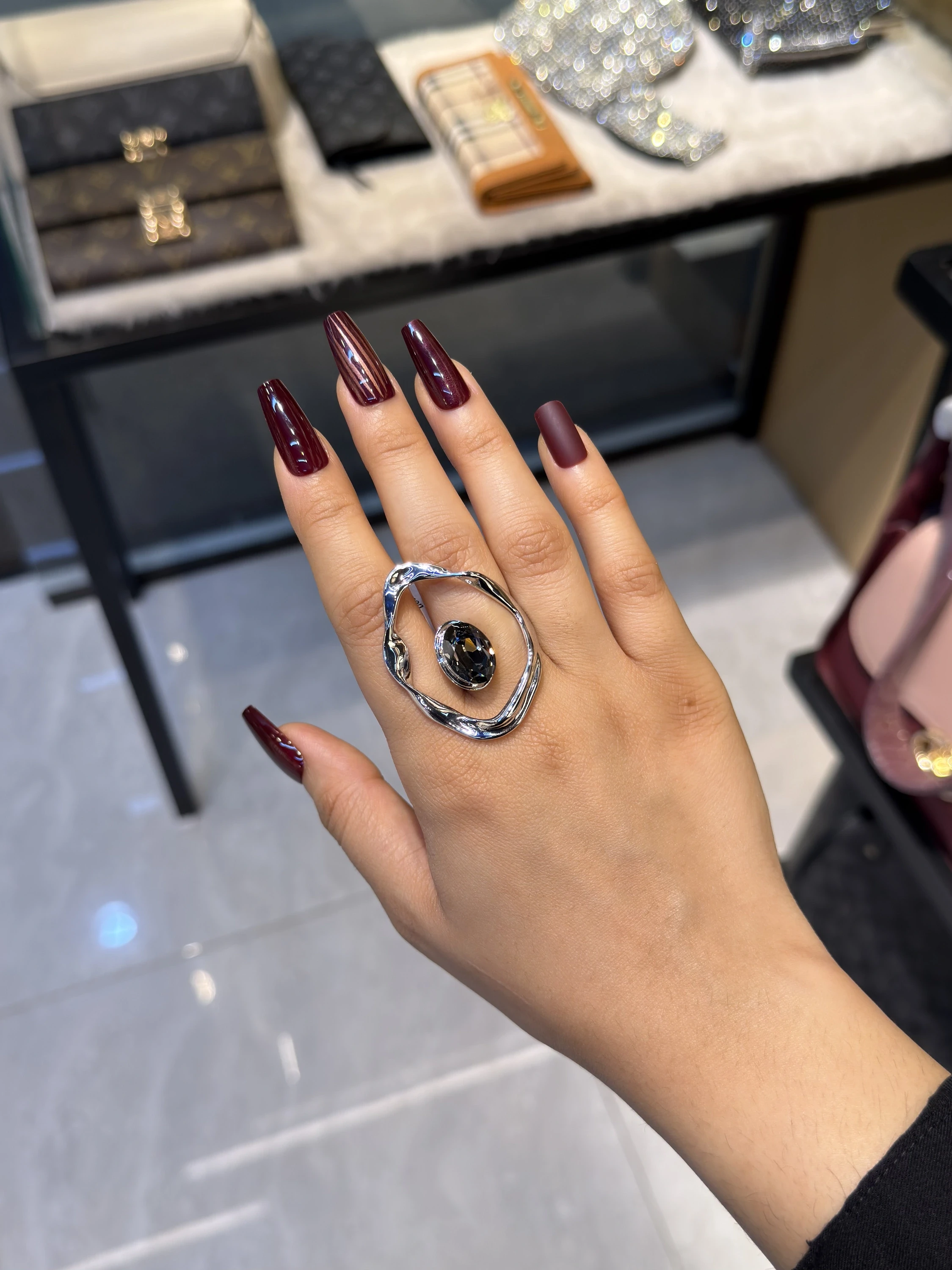 Exclusive Adjustable Ring-T09828C0908