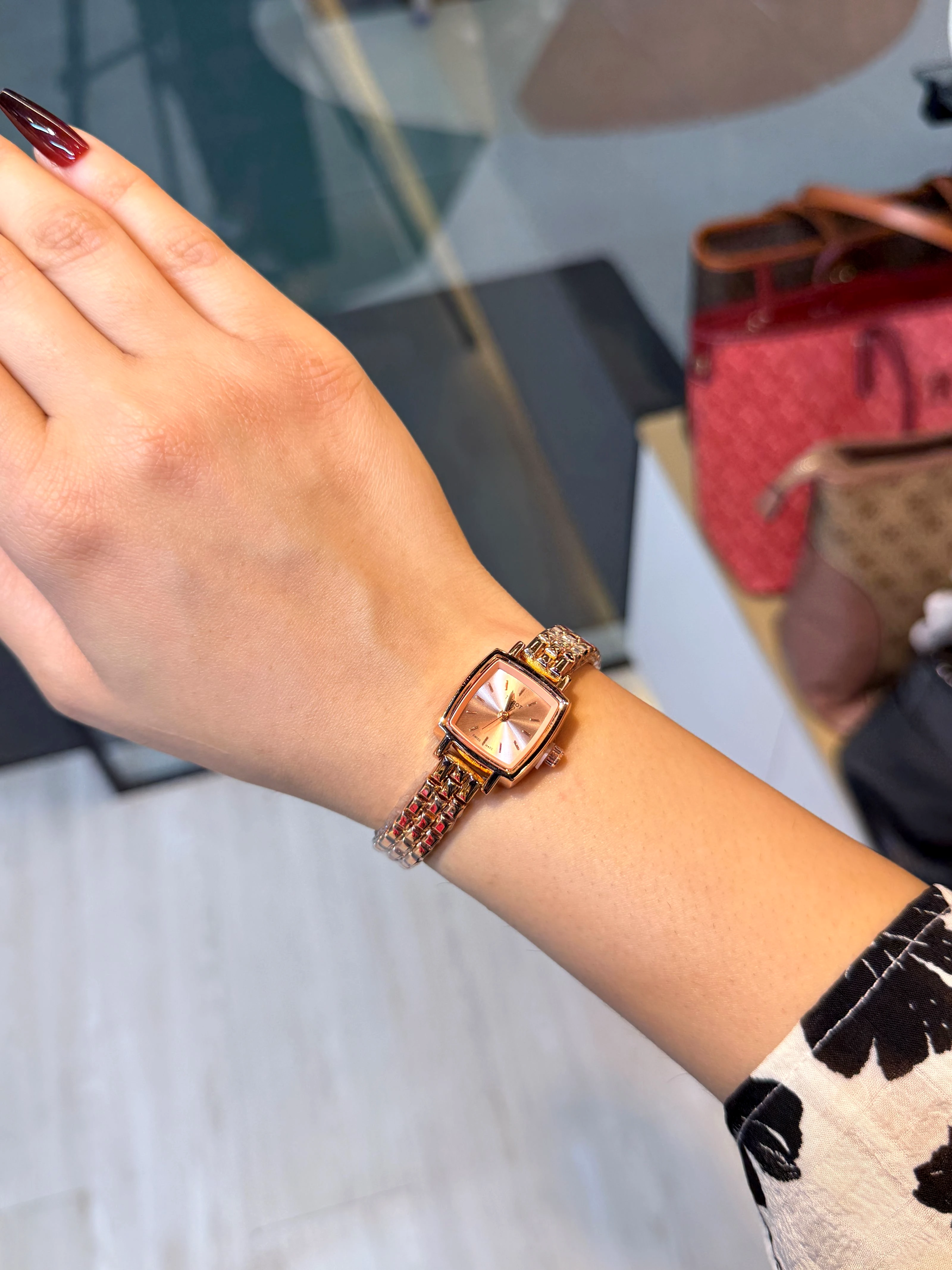 Premium Stainless Steel Watch TOT-003 (Rose Gold)