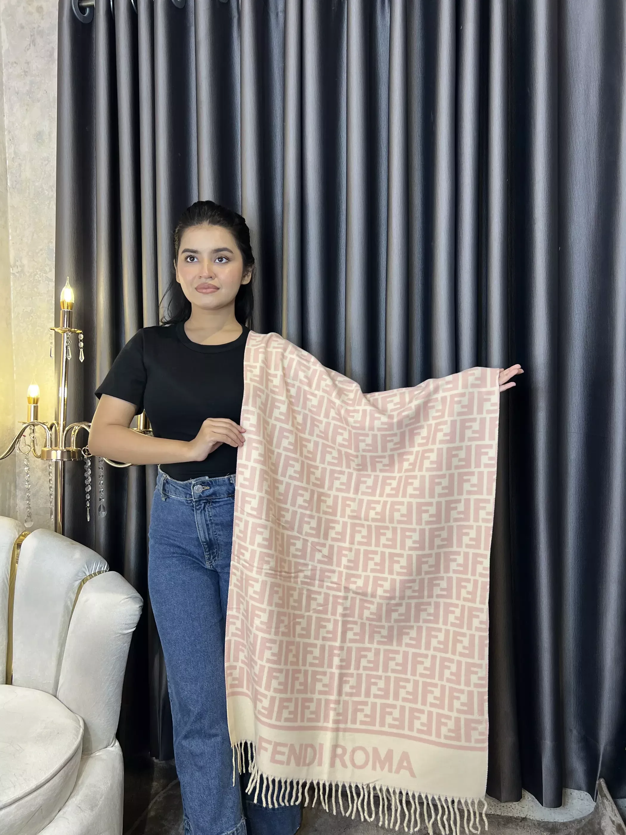 Winter Premium Shawl - FND-001 (Pink)