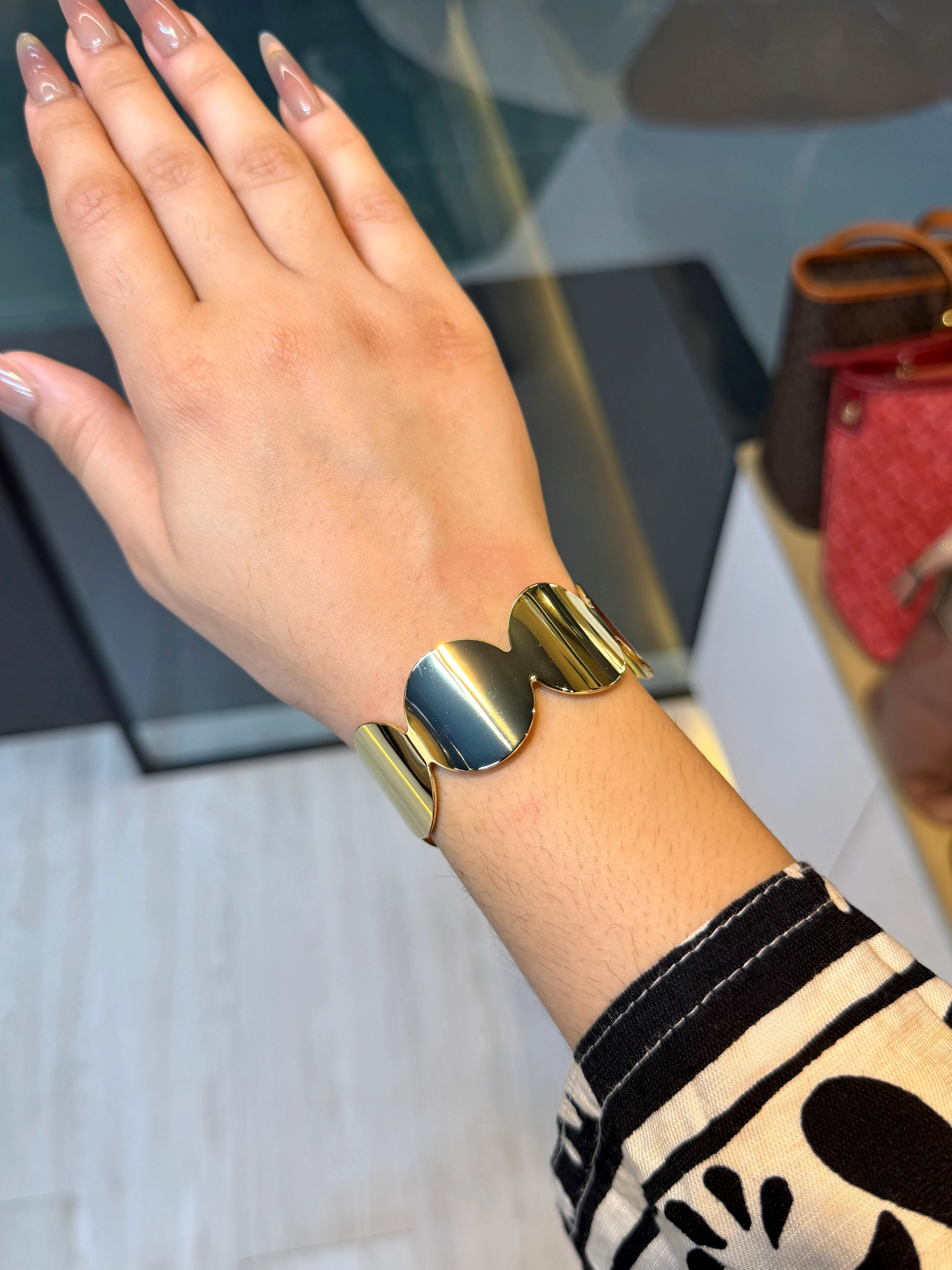 Exclusive Plated Handcuff Bangles - 9211529K071 (Golden)