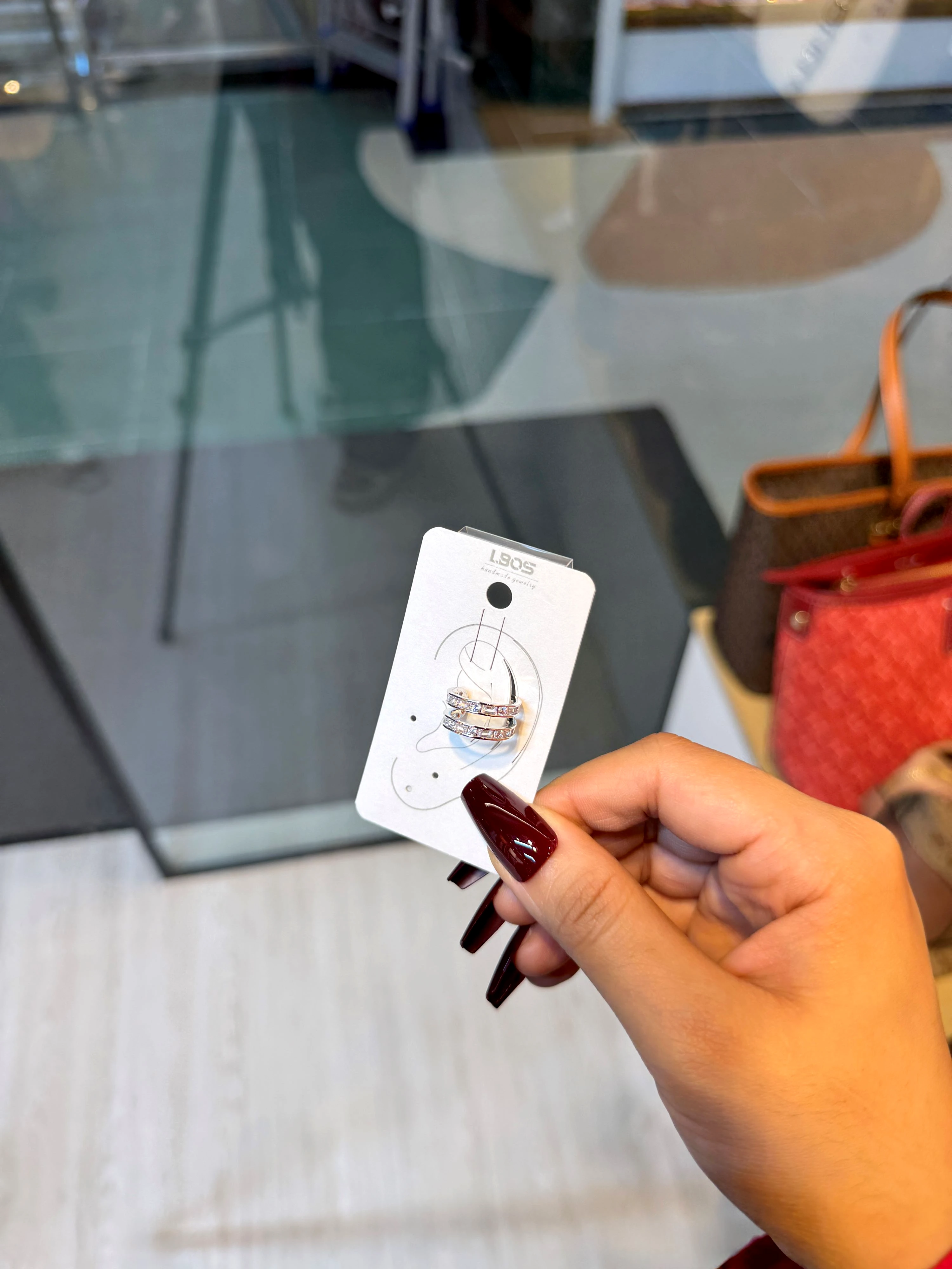 High-End Stone Ear Cuff -  1294986K001 (Silver)