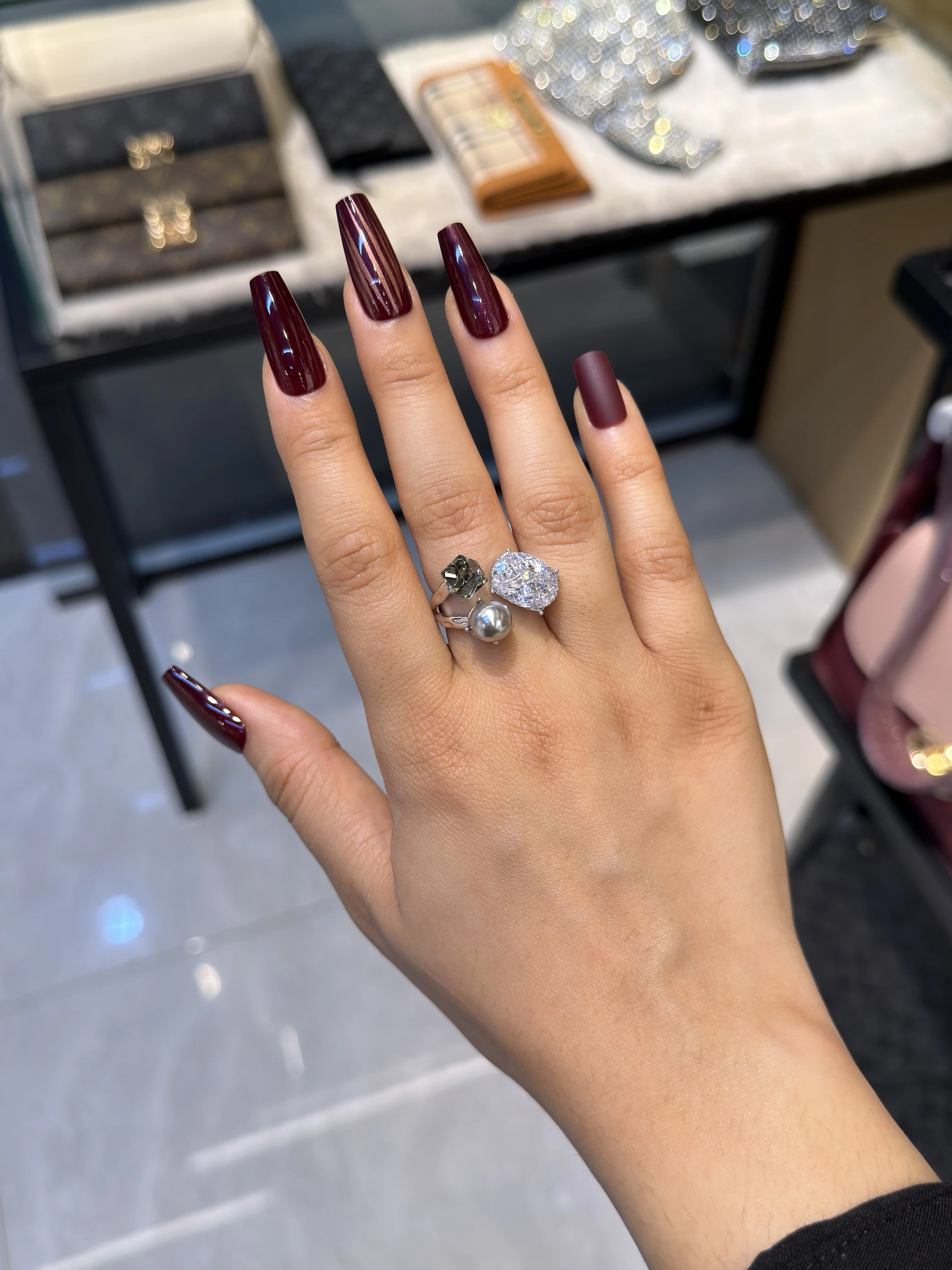 Exclusive Adjustable Ring-3213242K142