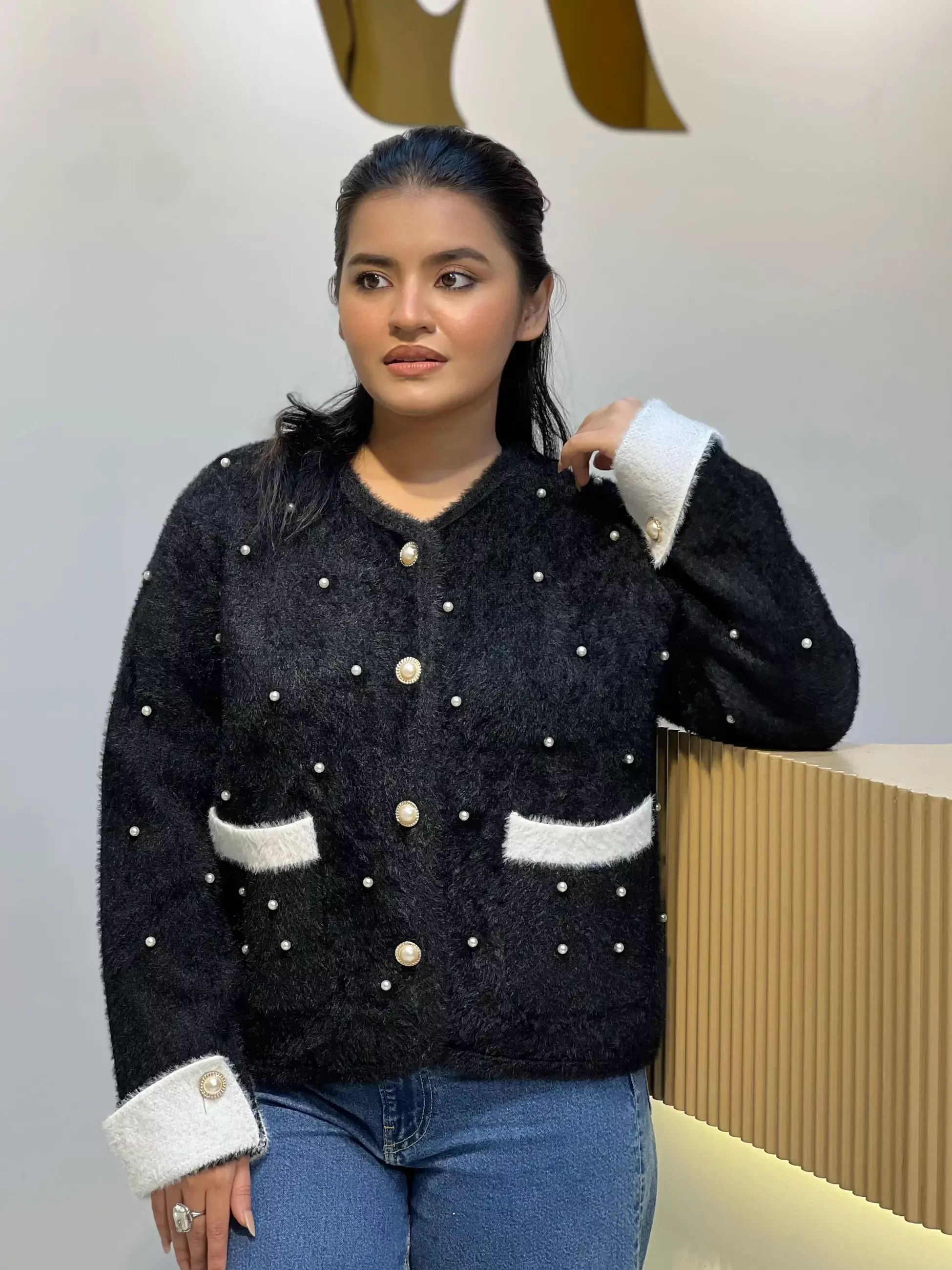 Korean Inspired Ladies Sweater-6128 (Black/White)