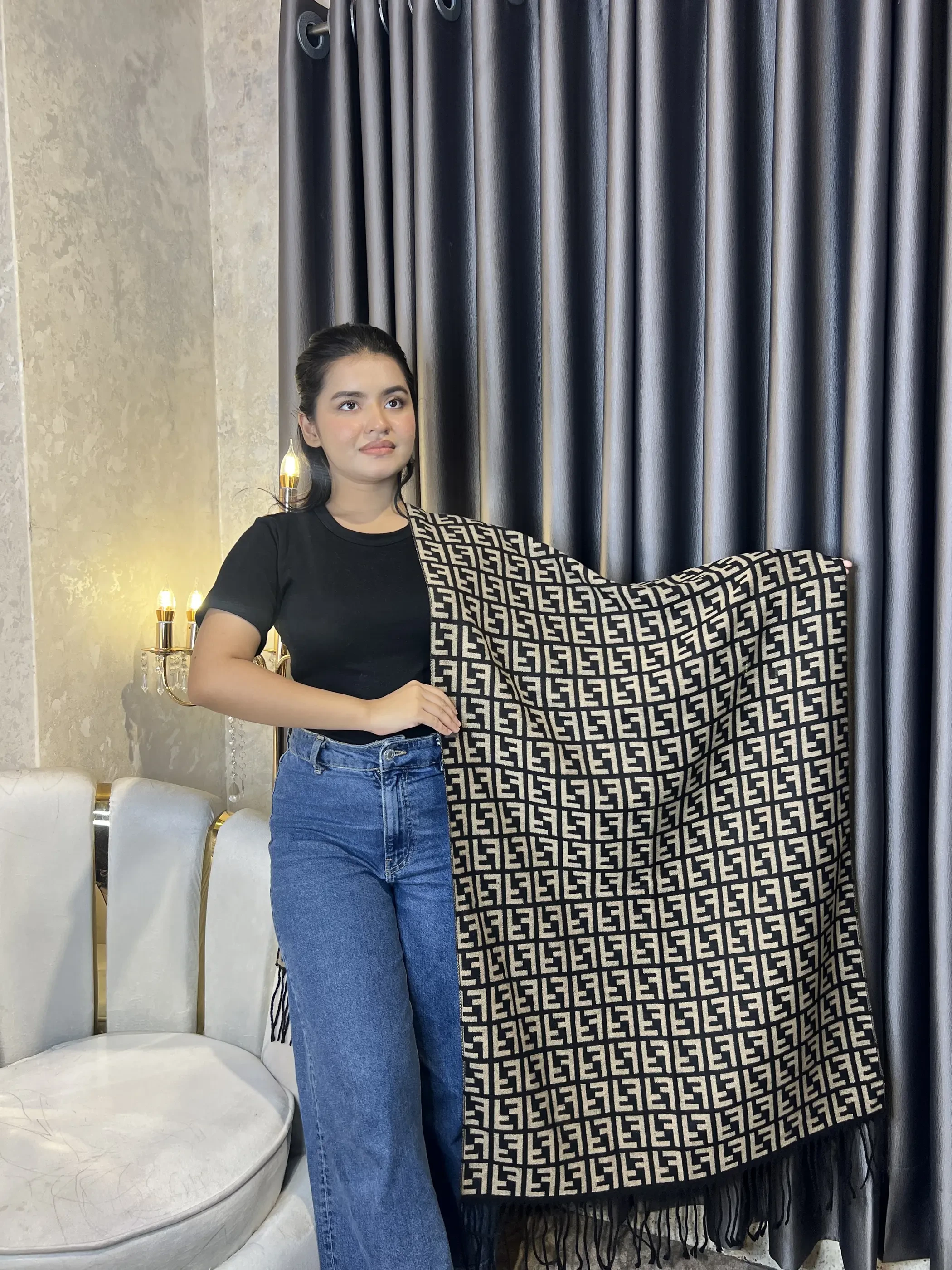 Winter Premium Shawl -FND-003 (Black)