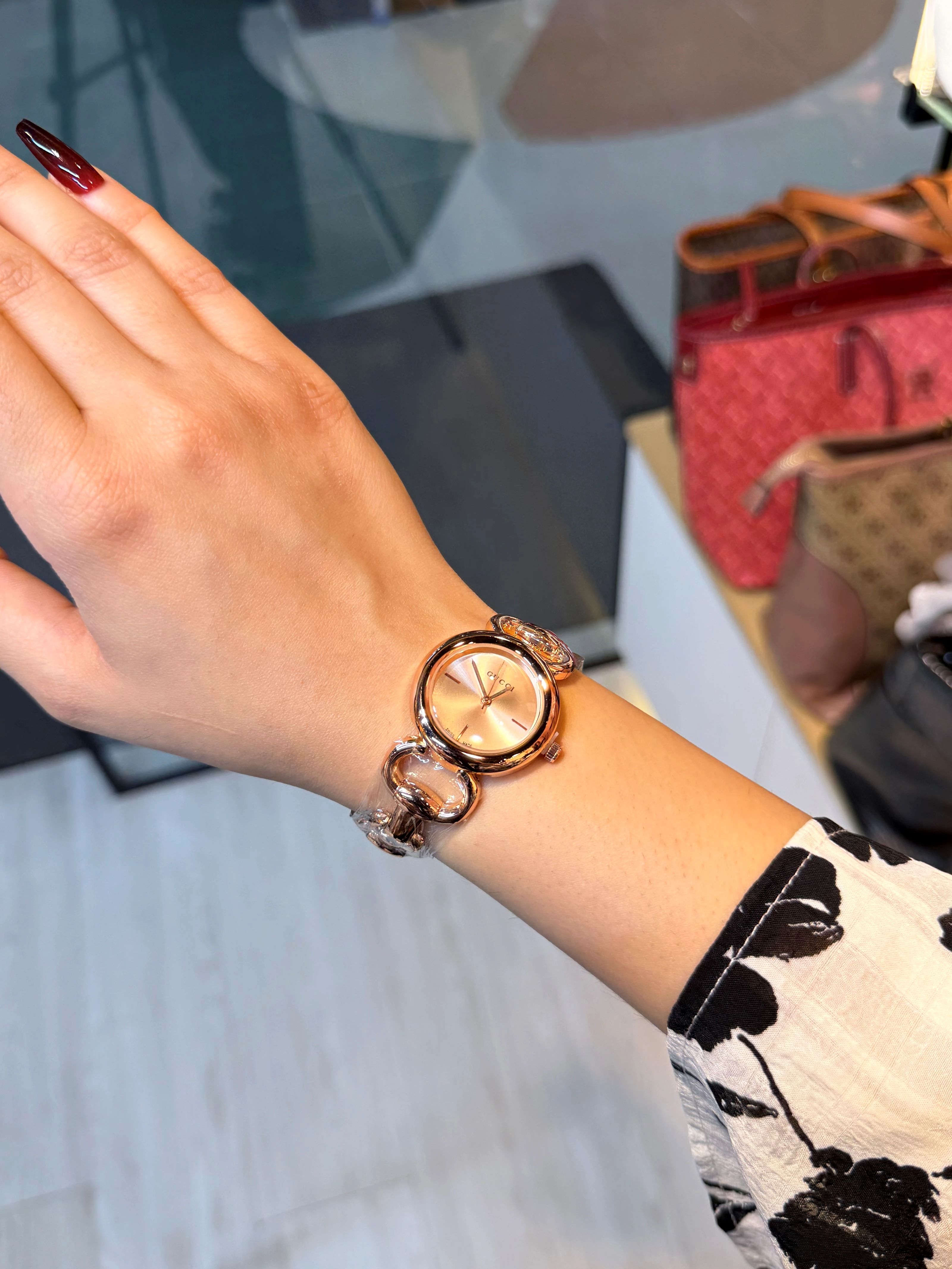 Premium Stainless Steel Watch GG-005 (Rose Gold)