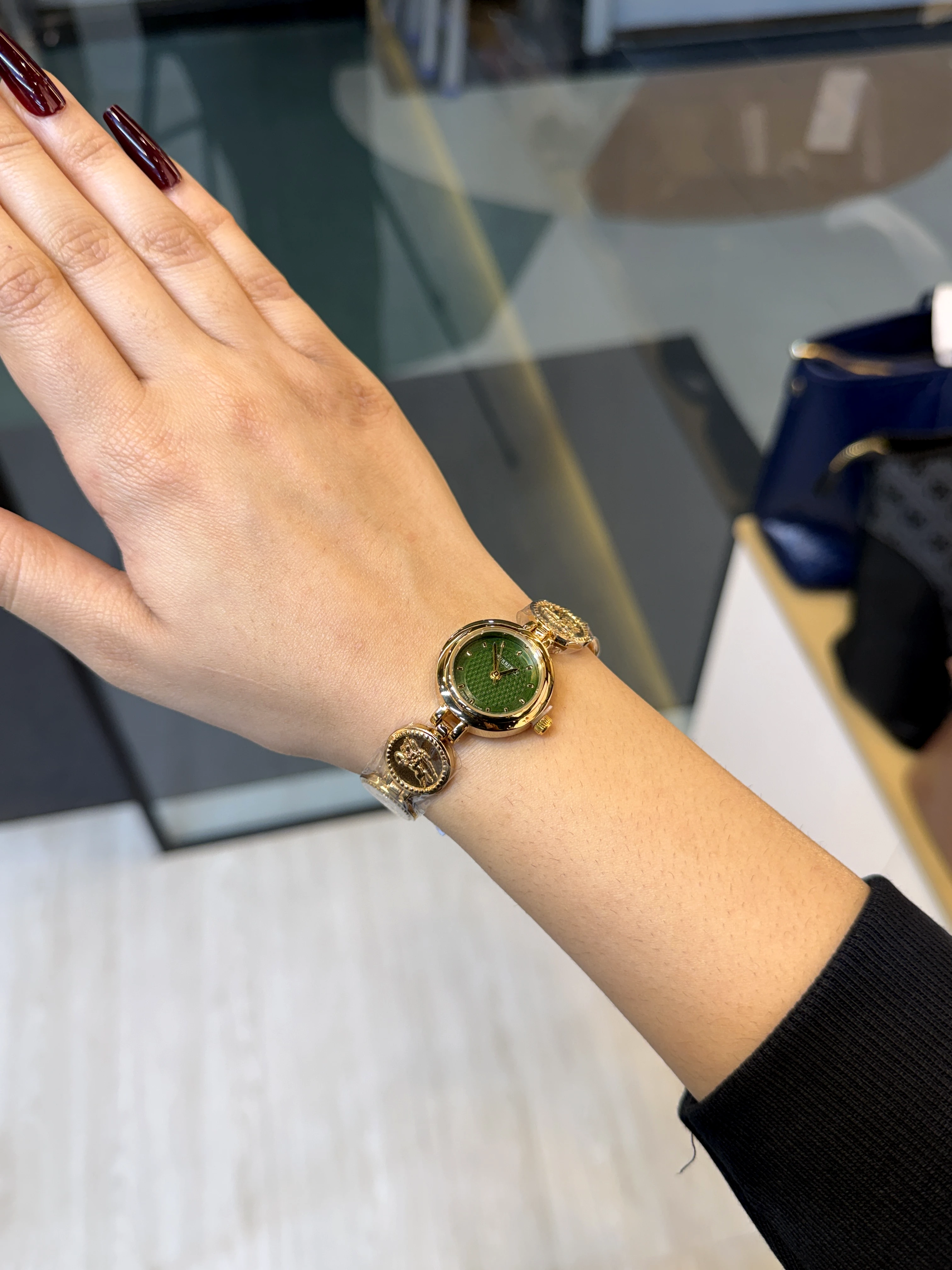 High-End Stainless Steel Watch BRB-001 (Green/Gold)