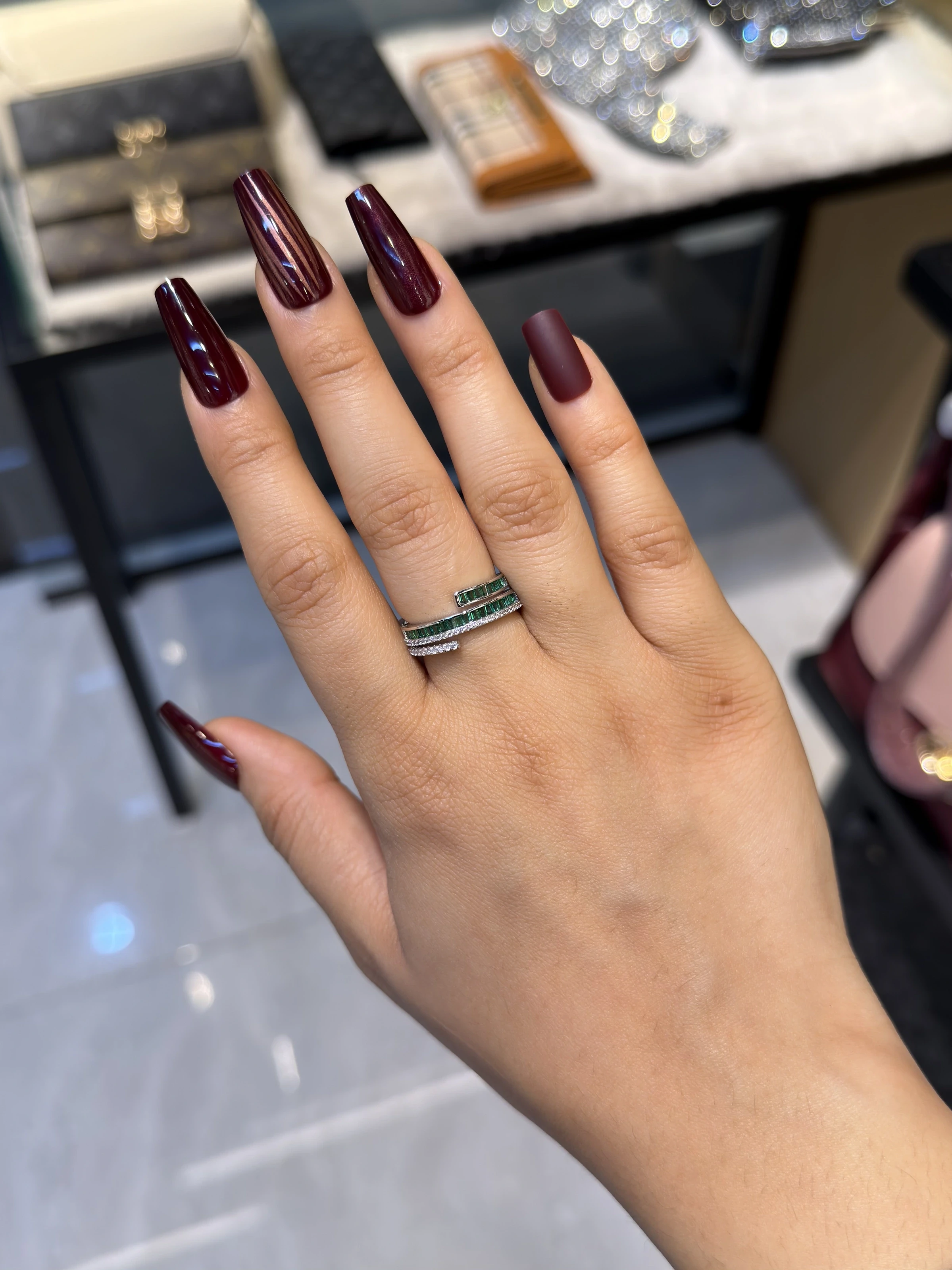 Exclusive Adjustable Ring-R15907K200