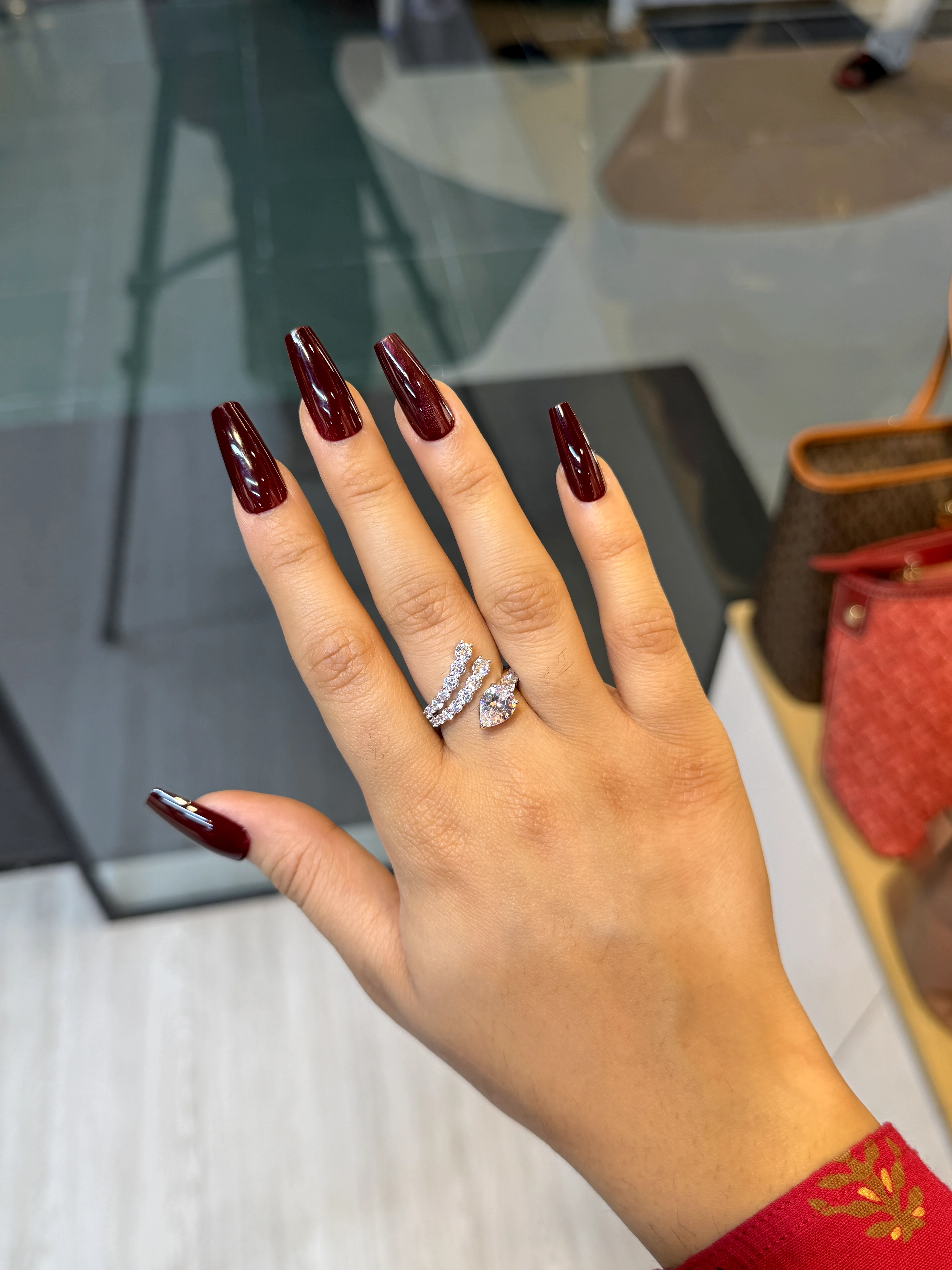 Exclusive Adjustable Ring- 3214932K186 (Crystal)