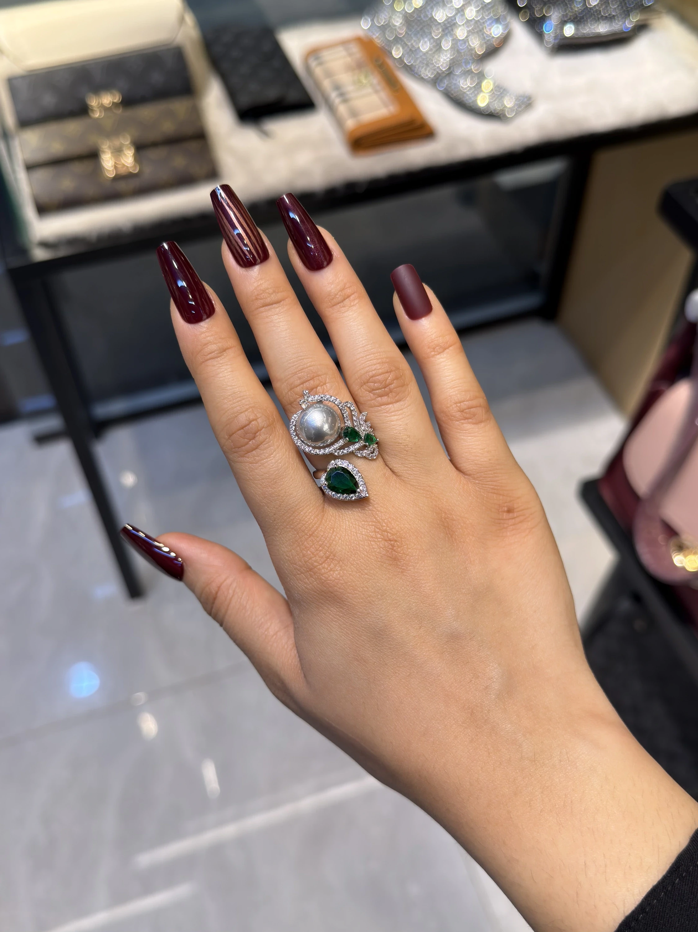 Exclusive Adjustable Ring-T08172C562