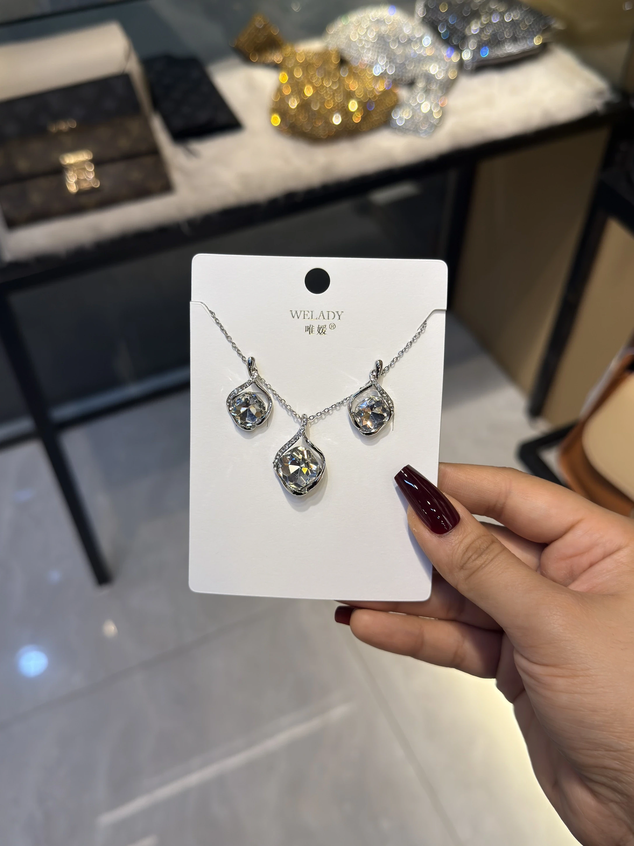 Exclusive Necklace Set – NKS-18  (Silver)