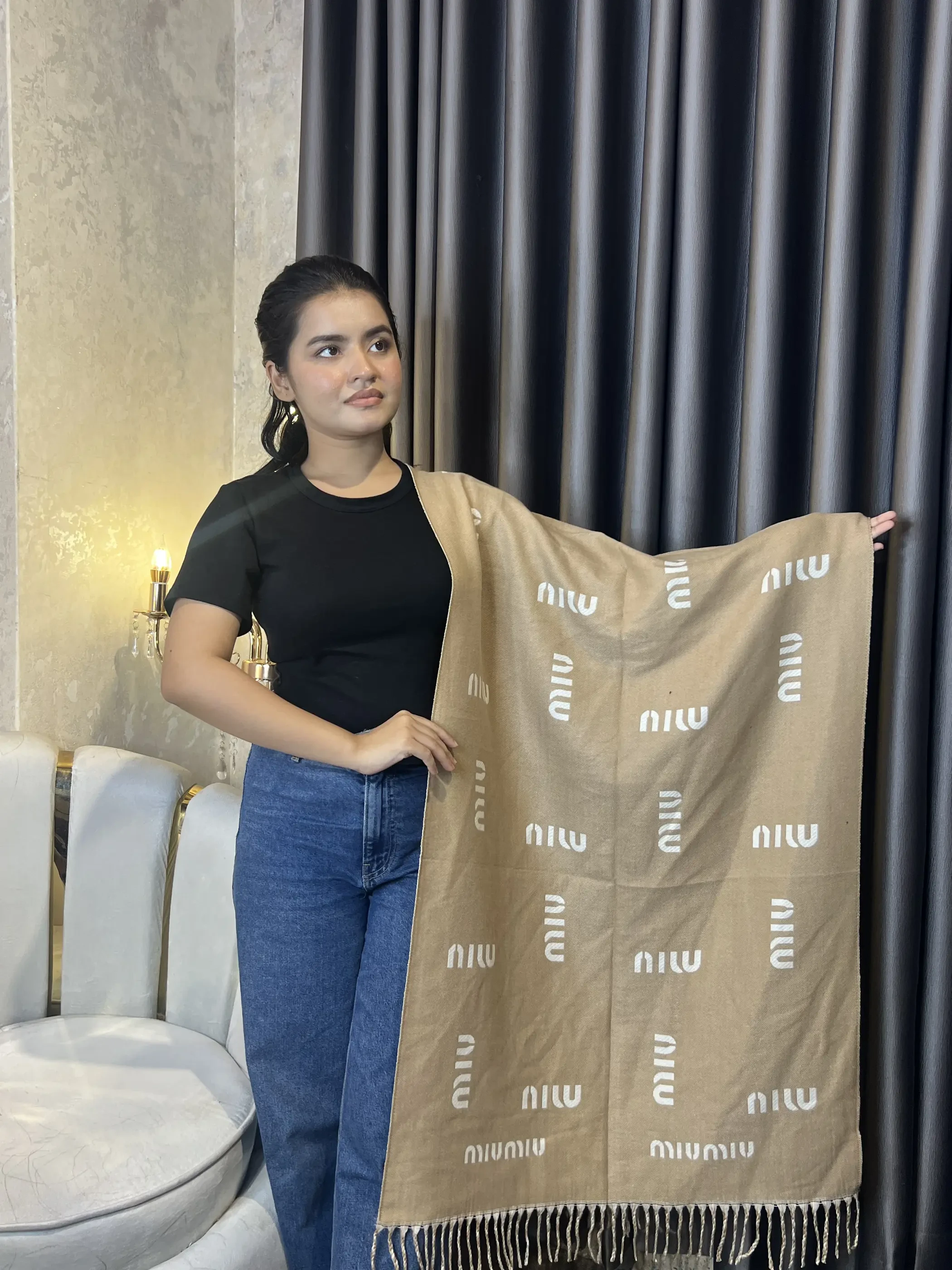 Winter Premium Shawl -MIN-002 (Beige)