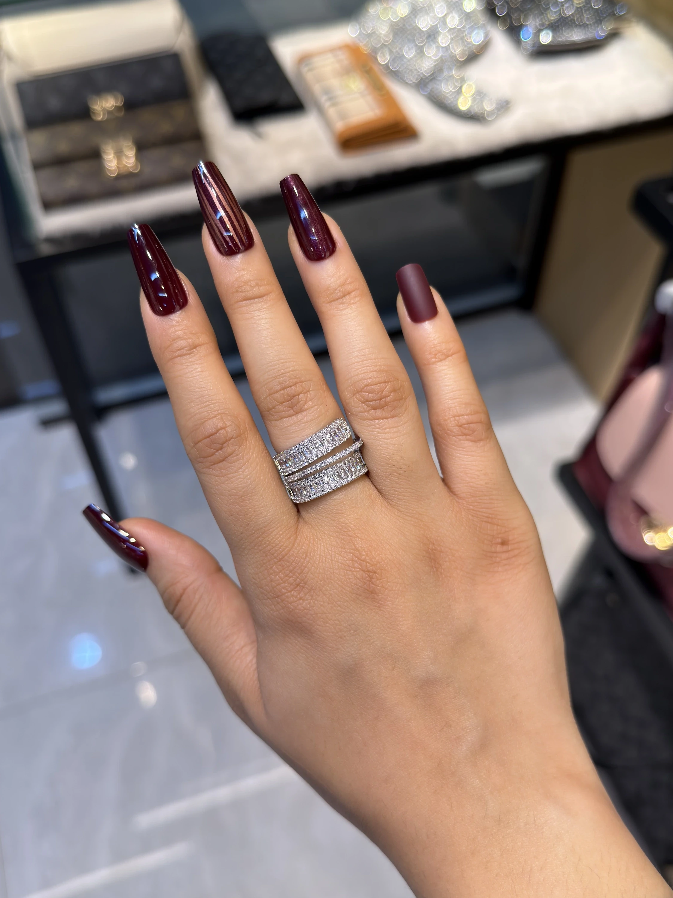 Exclusive Adjustable Ring-3105706K186