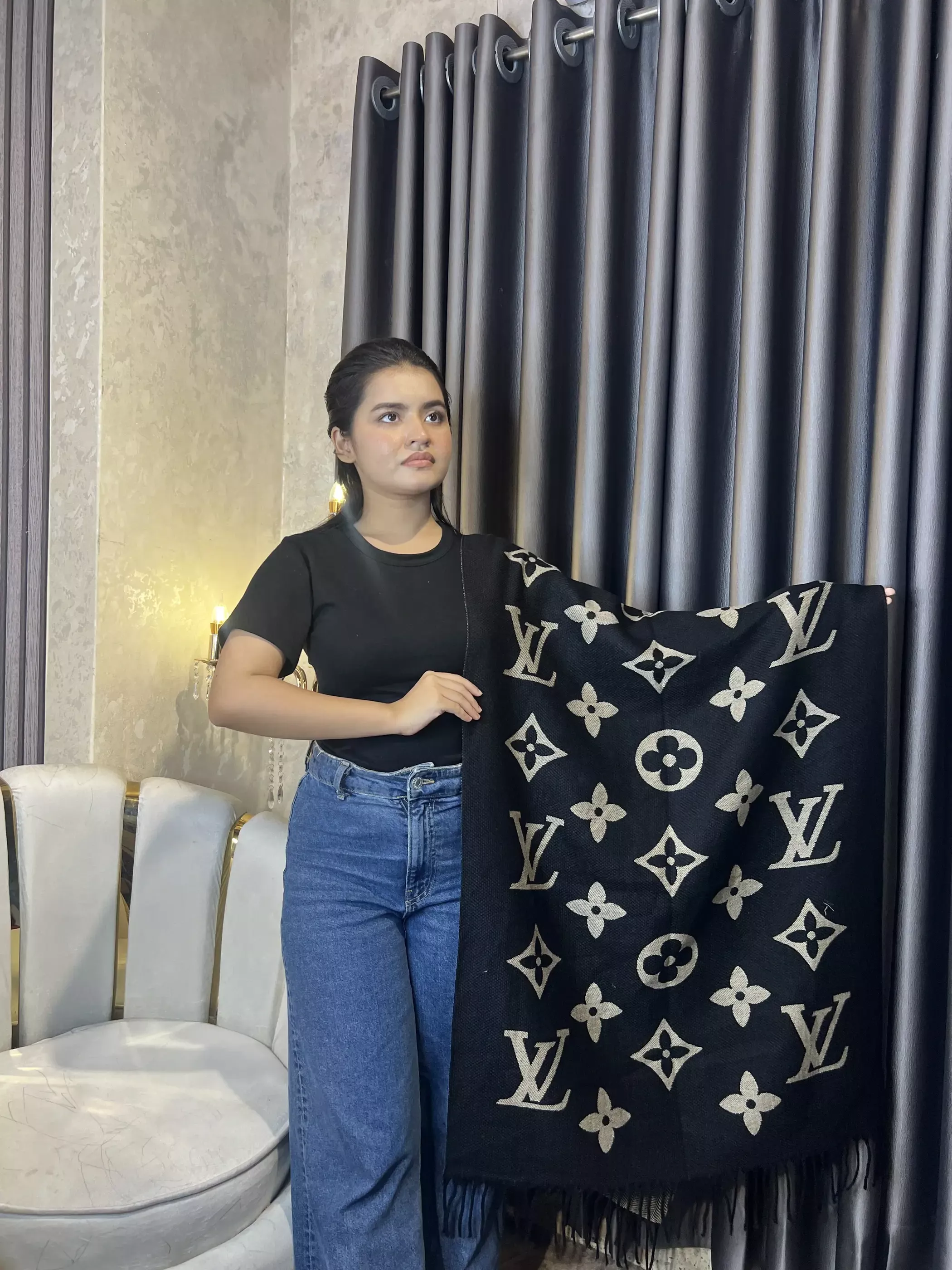 Winter Premium Shawl - LV-008 (Black&Khaki)