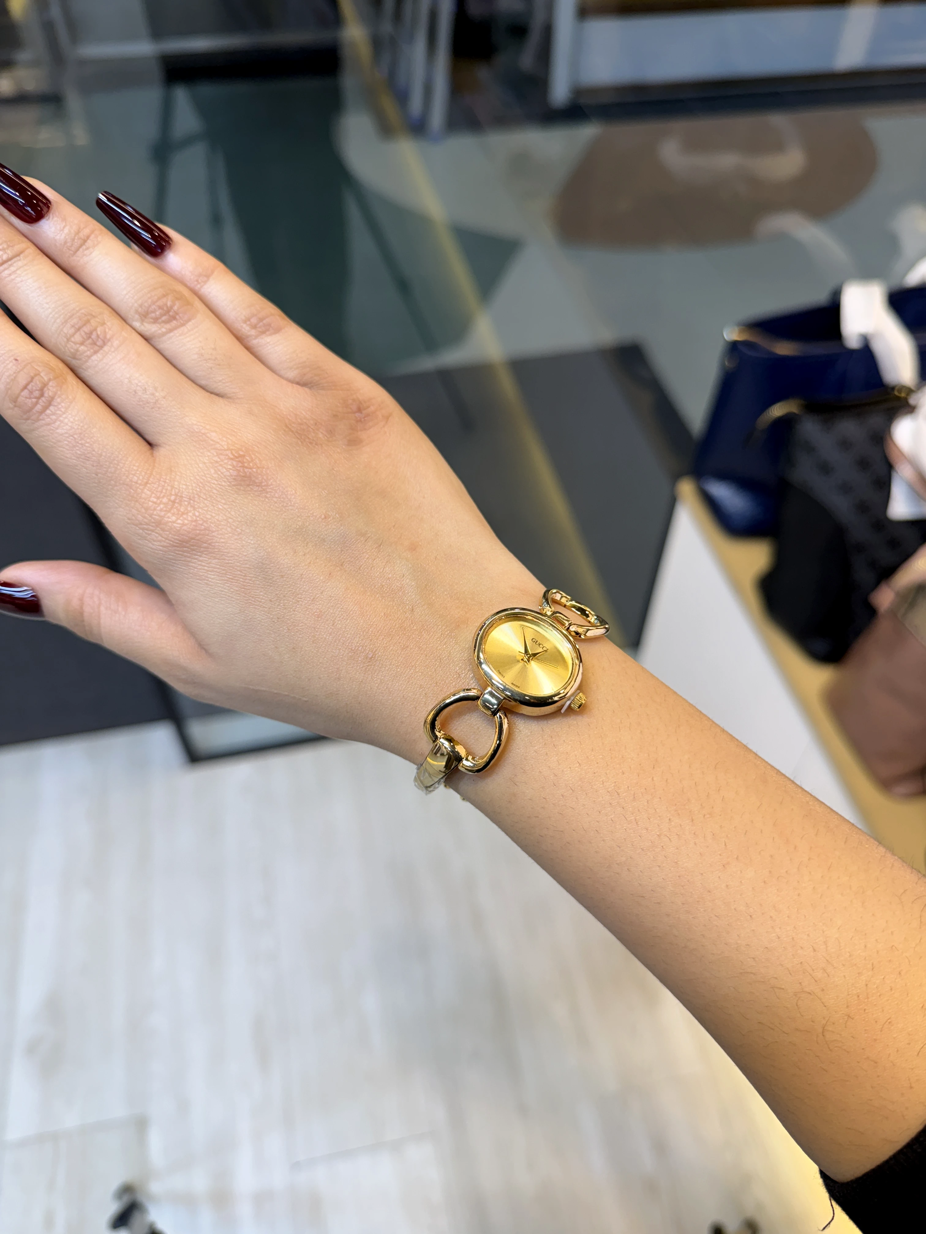 Premium Stainless Steel Watch GG-007 (Golden)