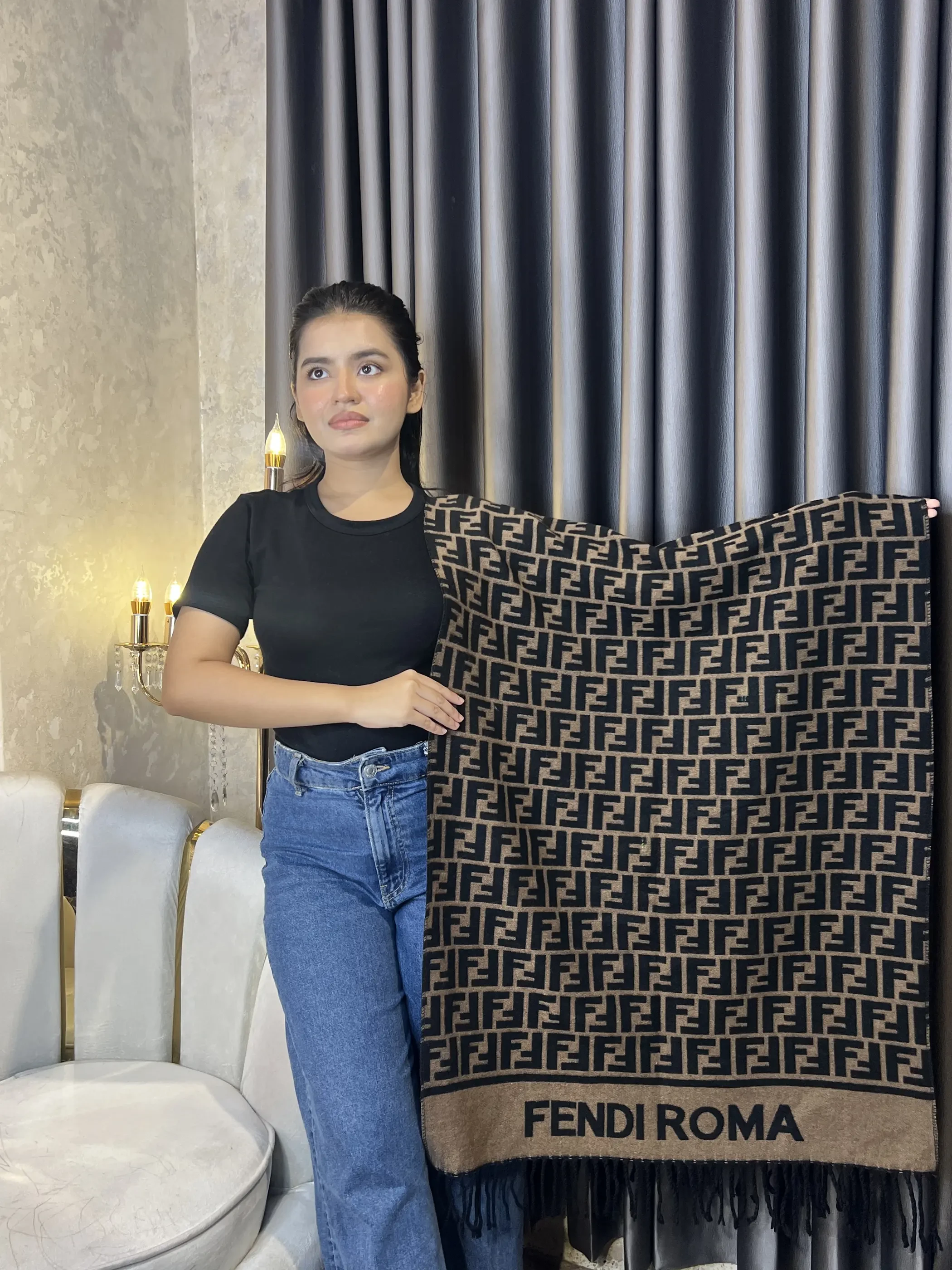 Winter Premium Shawl - FND-001 (Black)