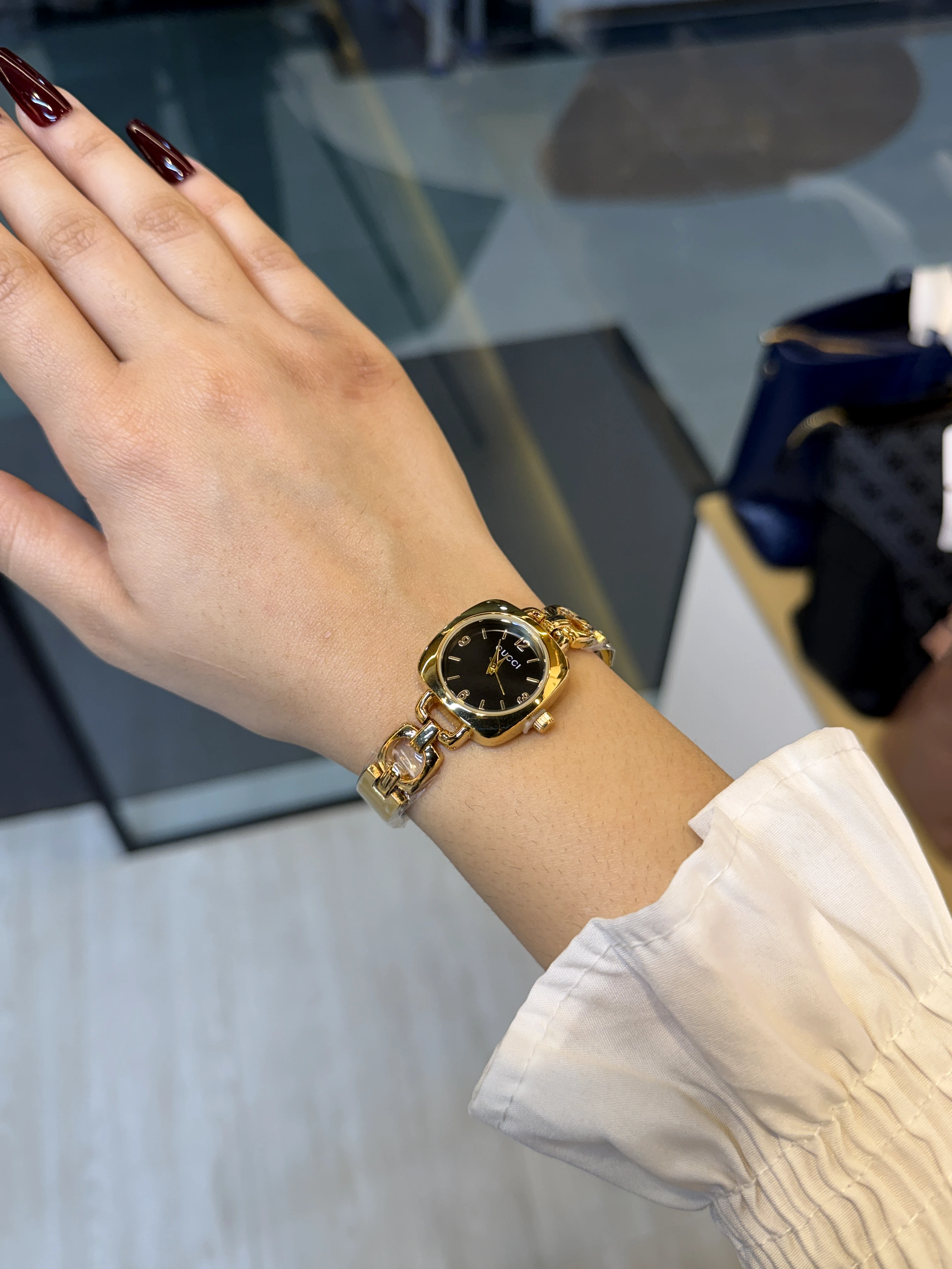 Premium Stainless Steel Watch GG-002 (Black/Gold)