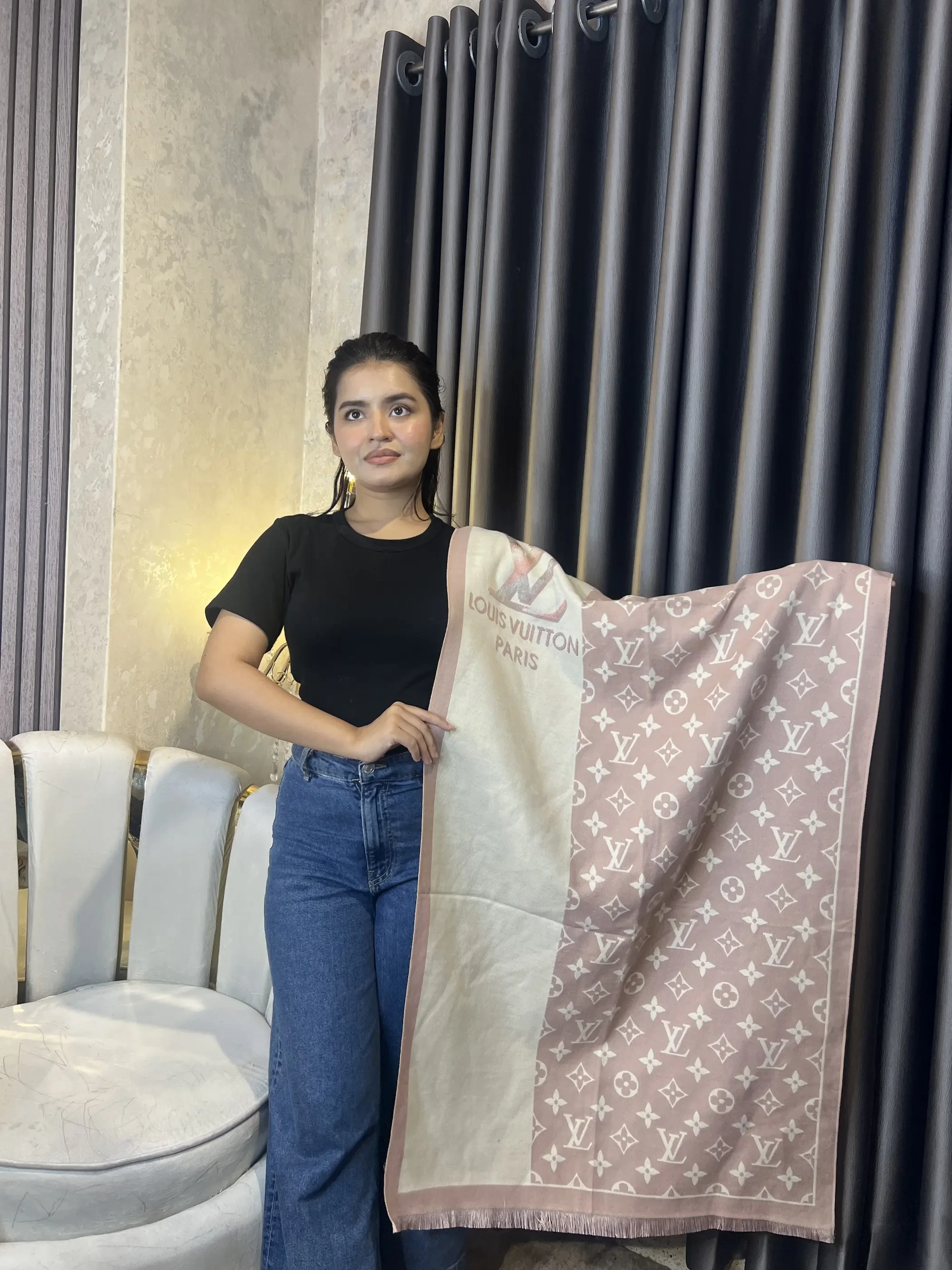 Winter Premium Shawl - LV-003 (Pink)