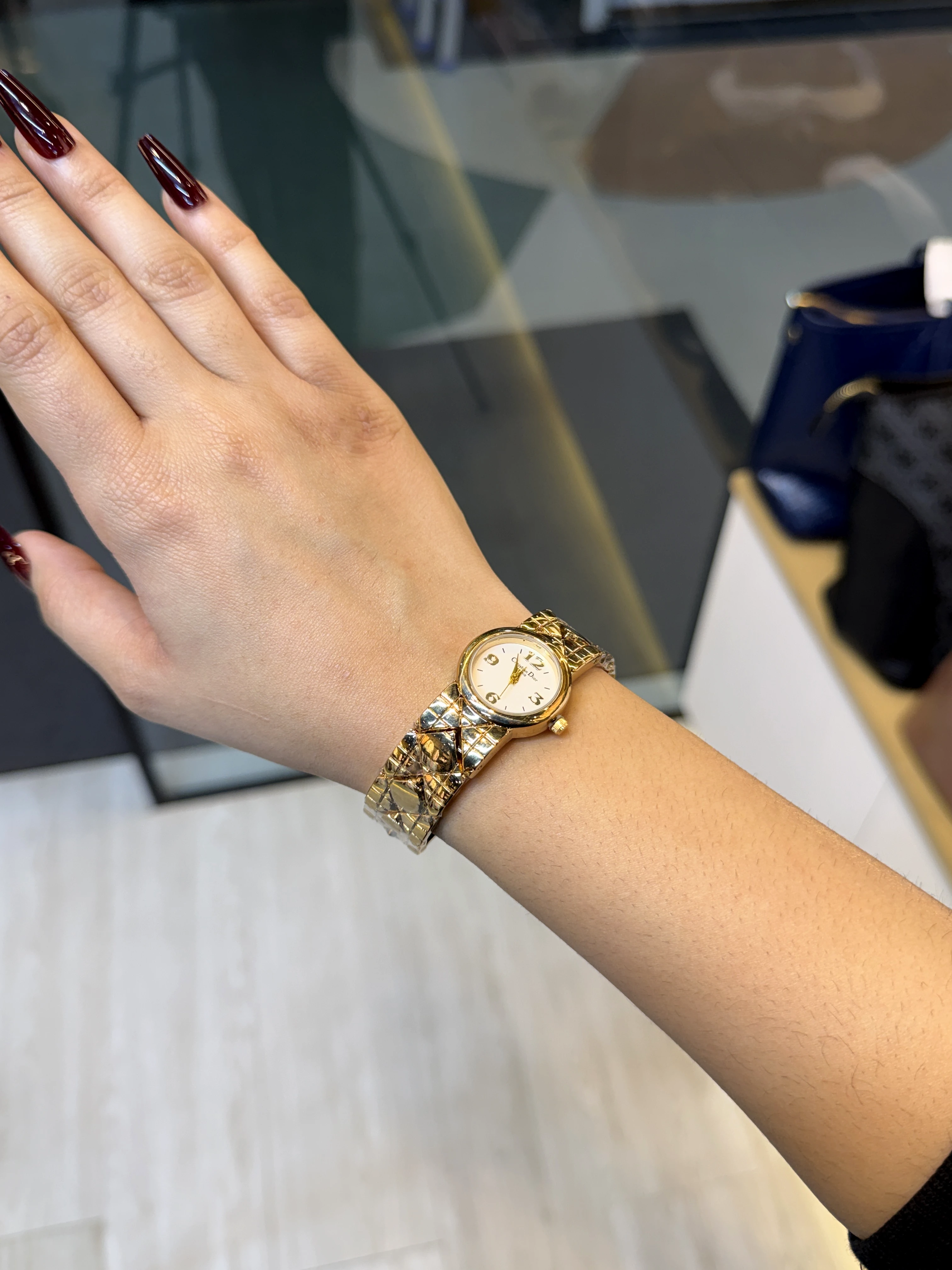 Premium Stainless Steel Watch CDR-001 (White/Gold)