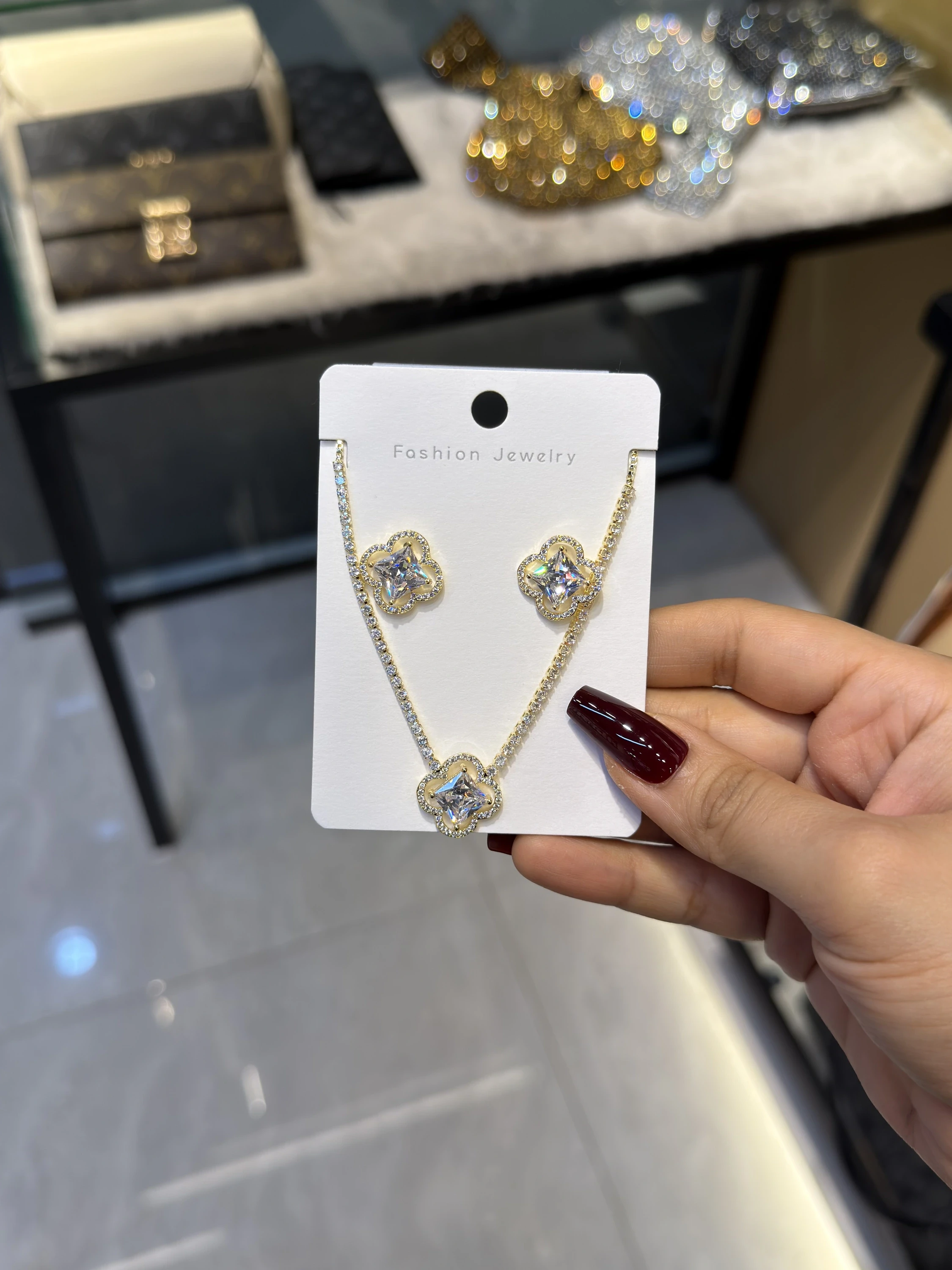 Exclusive Necklace Set – BJL-0050 (Golden)