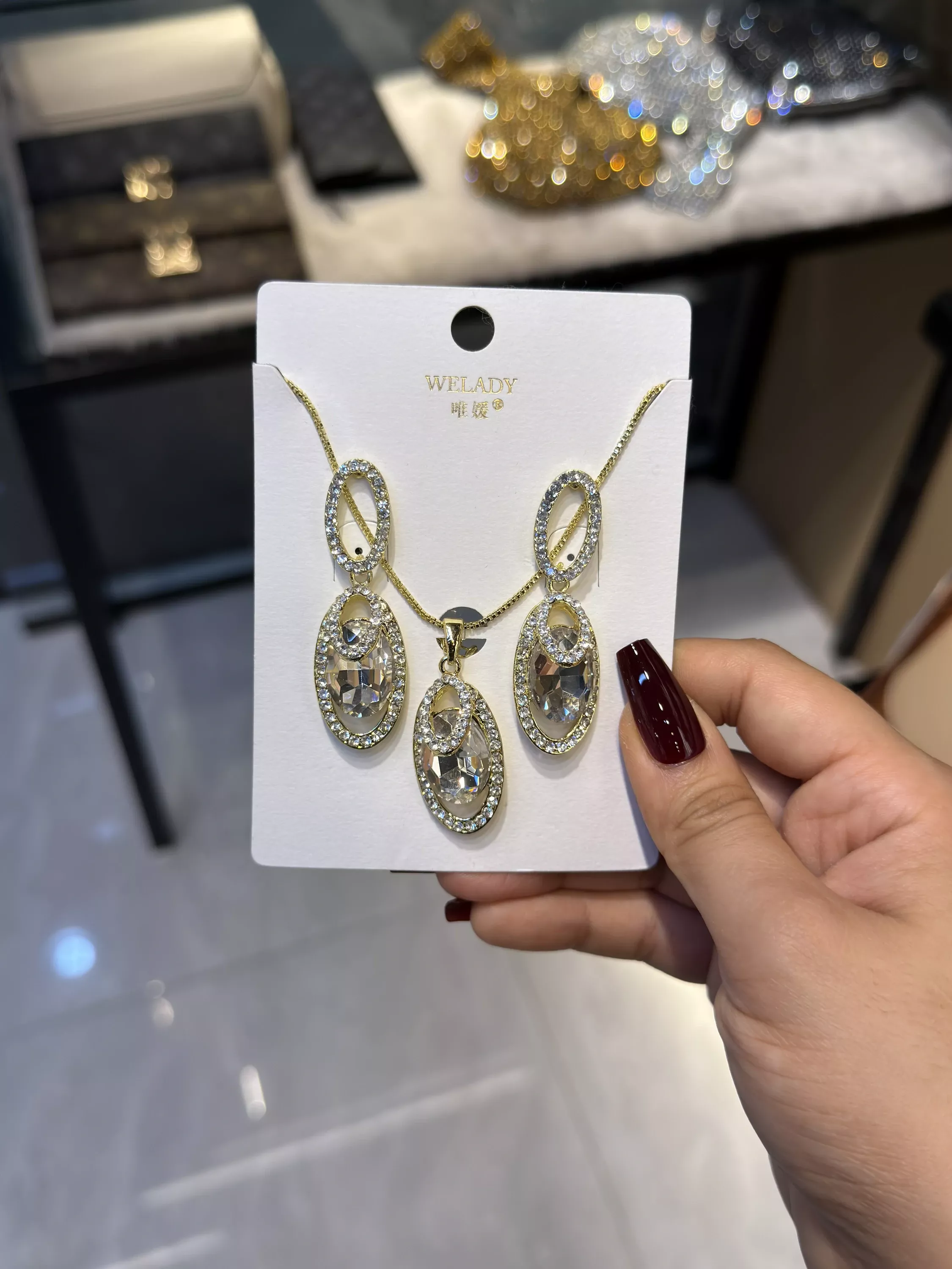 Exclusive Necklace Set – NKS-04 (White)