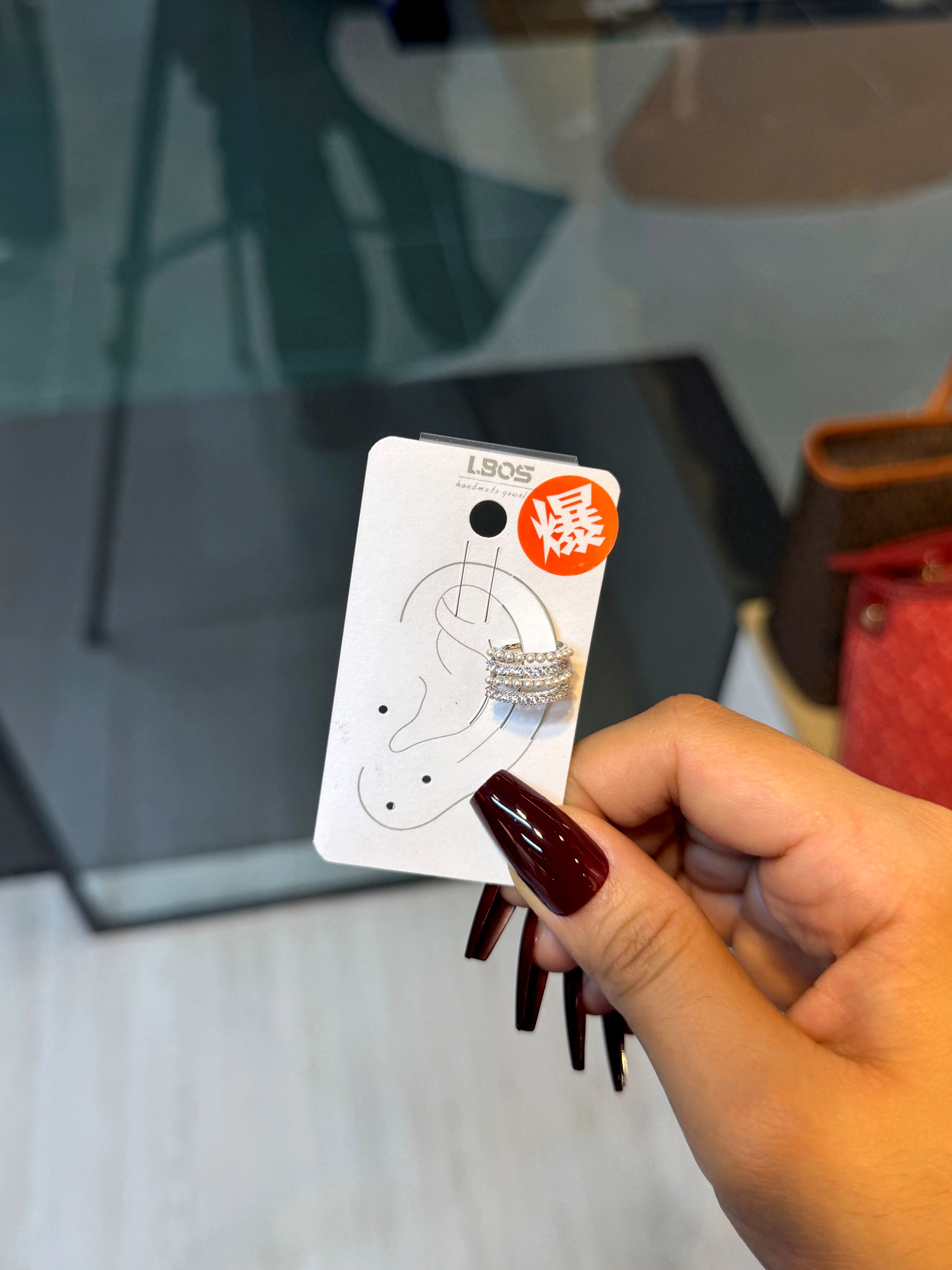 High-End Stone Ear Cuff -  1137856K521 (Silver)