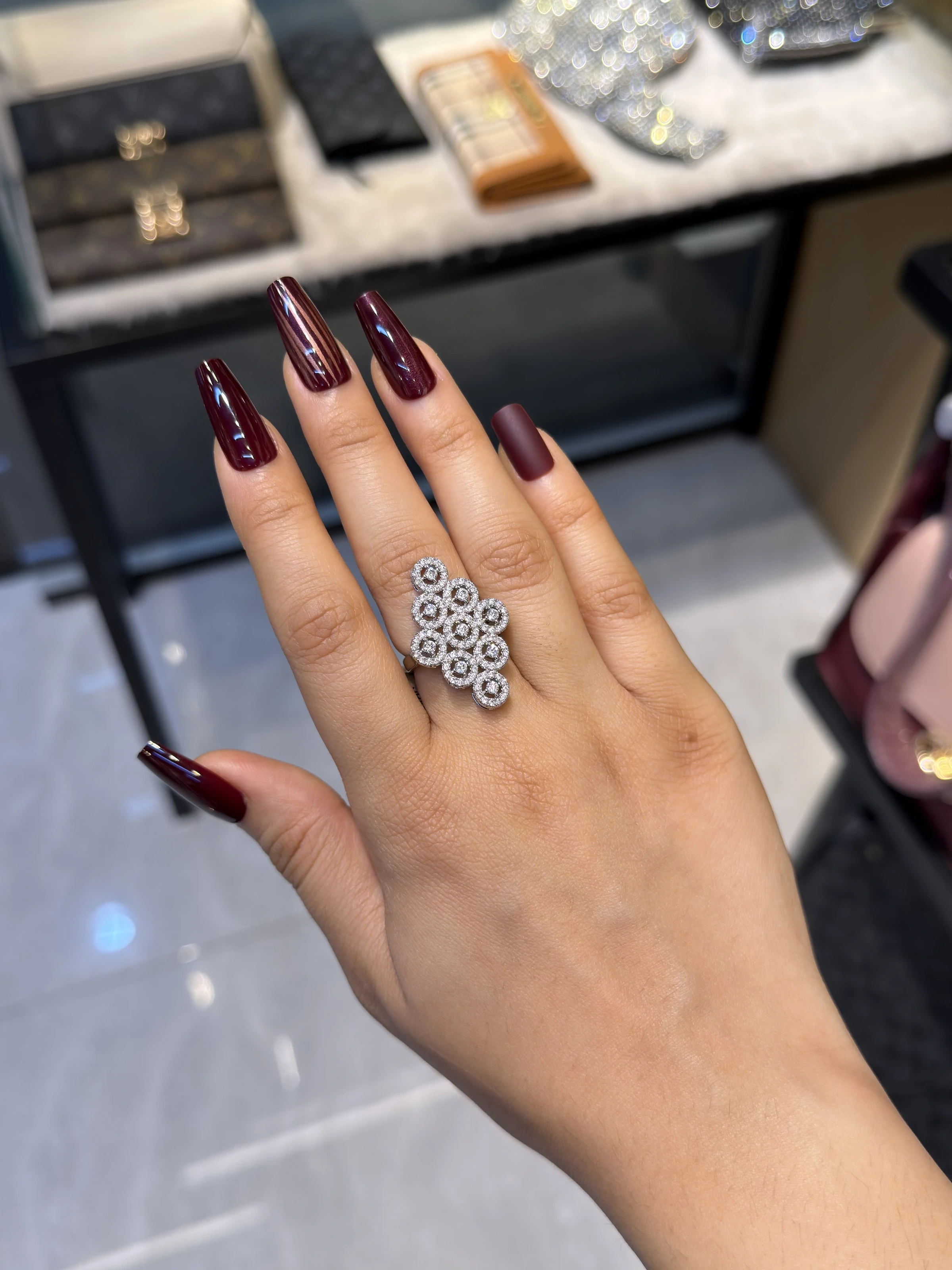 Exclusive Adjustable Ring-AH09196HK