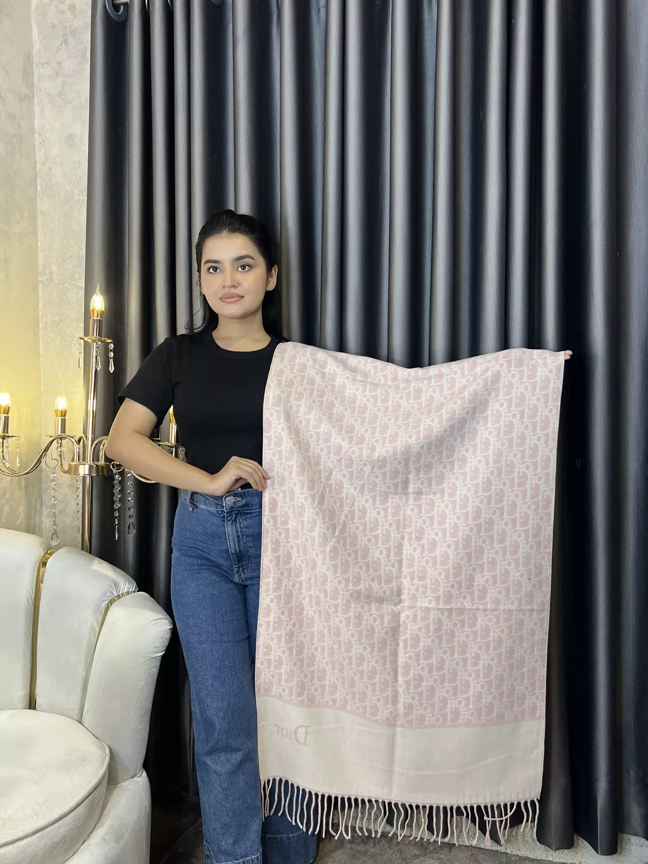 Winter Premium Shawl - CDR-001 (Pink)