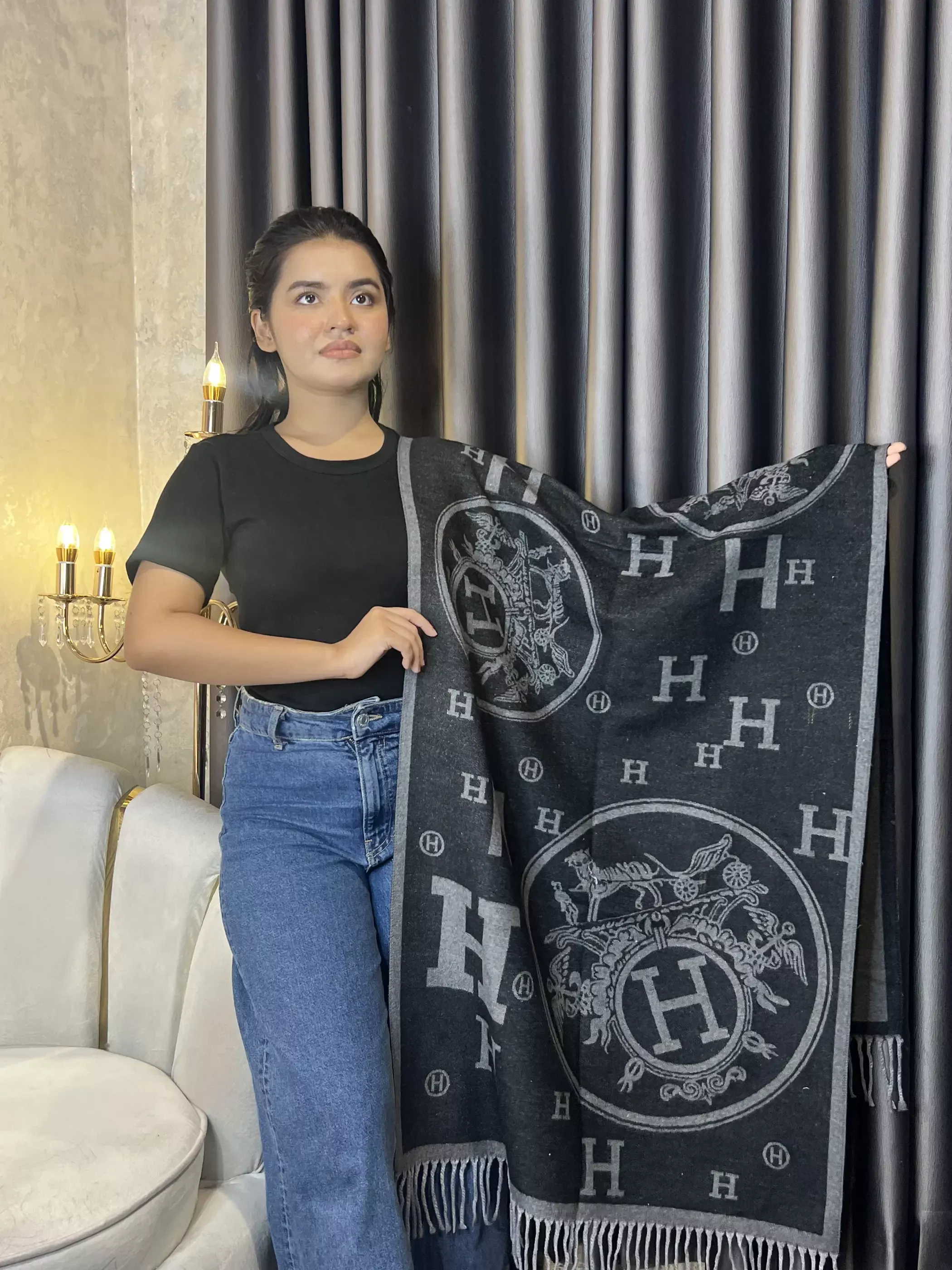 Winter Premium Shawl - HR-003 (Black)