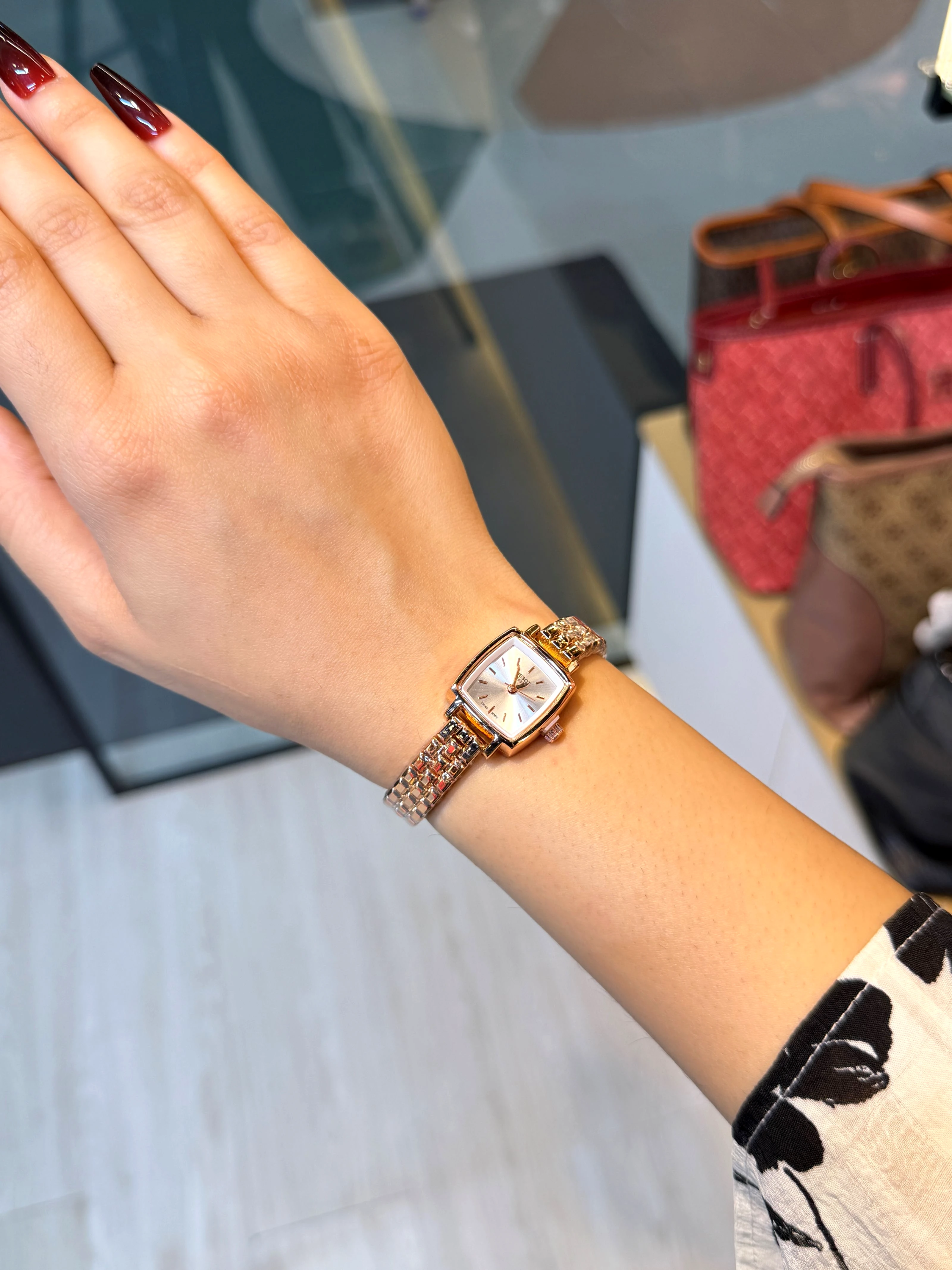 Premium Stainless Steel Watch TOT-003 (White/Rose)