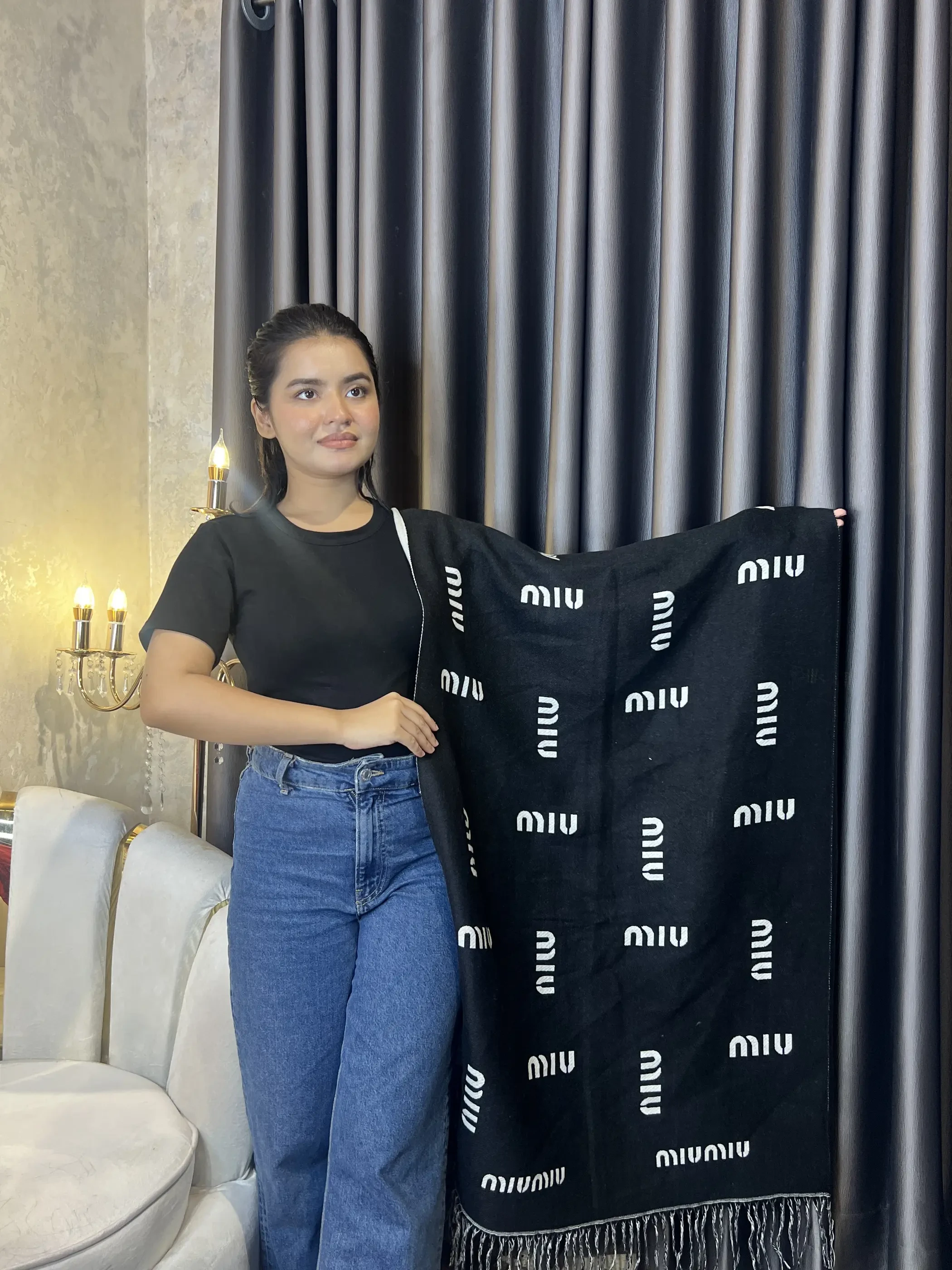 Winter Premium Shawl - MIN-002 (Black)