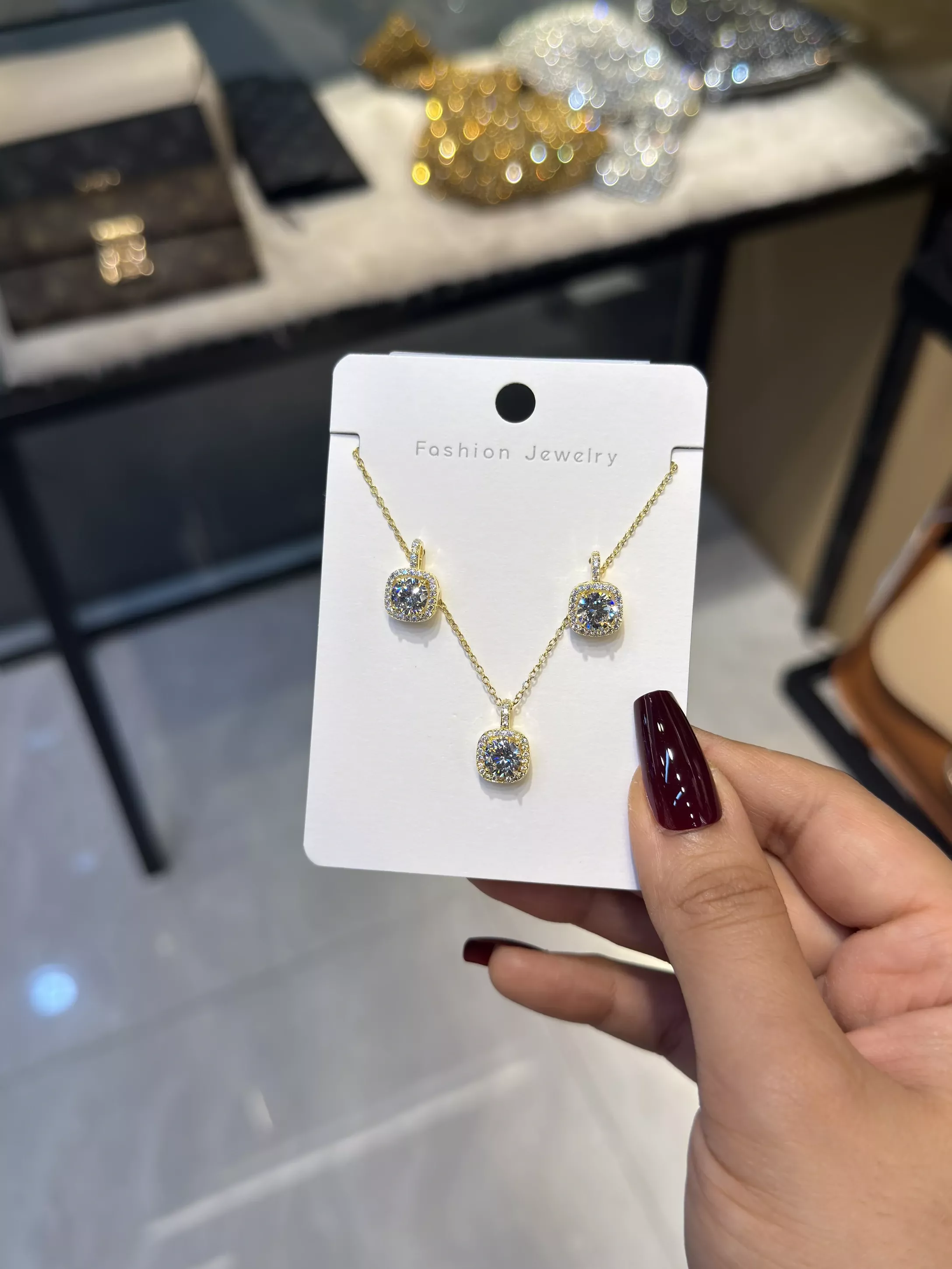 Exclusive Necklace Set – ATL-0450L (Golden)