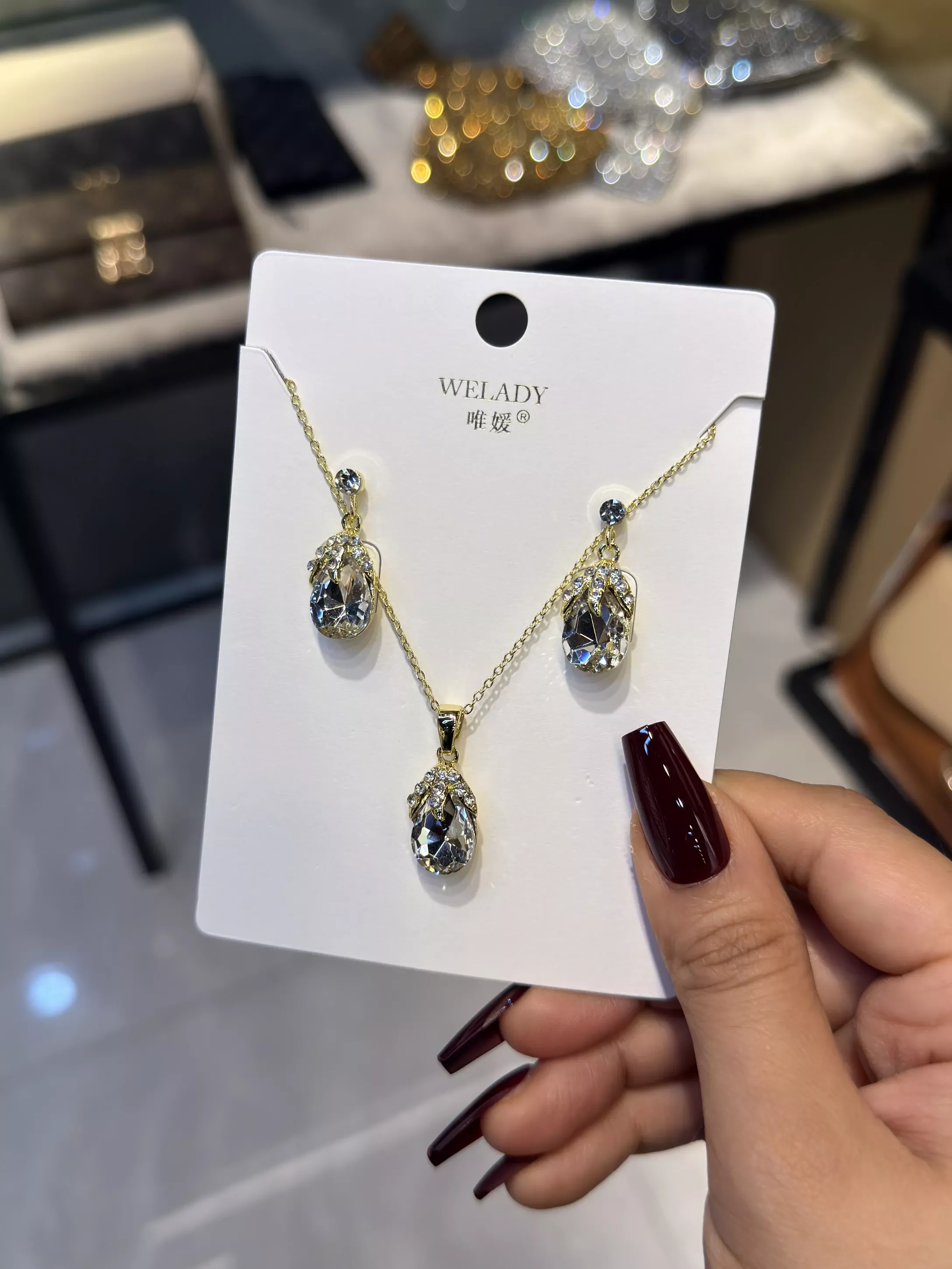 Exclusive Necklace Set – NKS-55 (White)