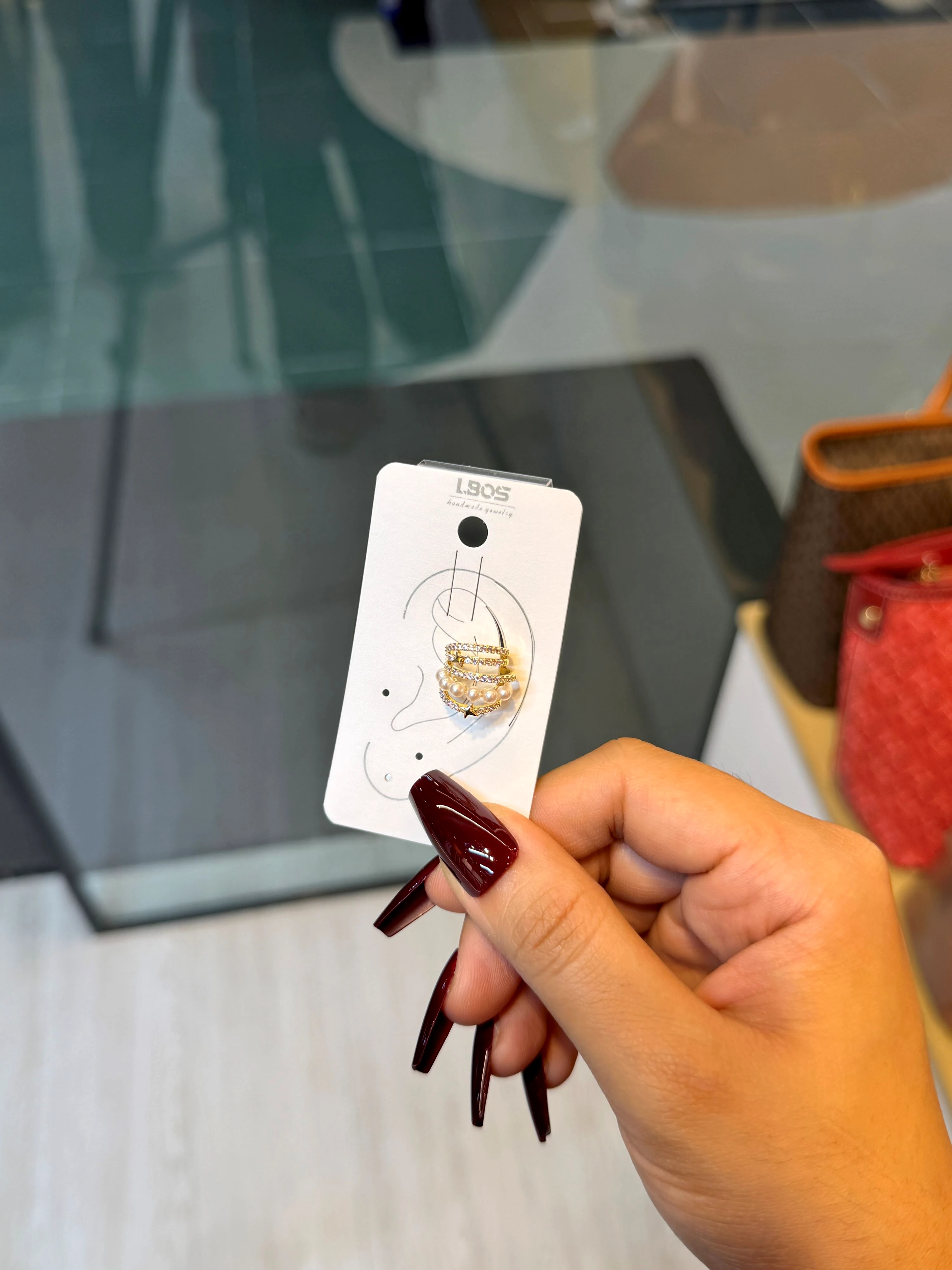 High-End Stone Ear Cuff -  1311590K716 (Golden)