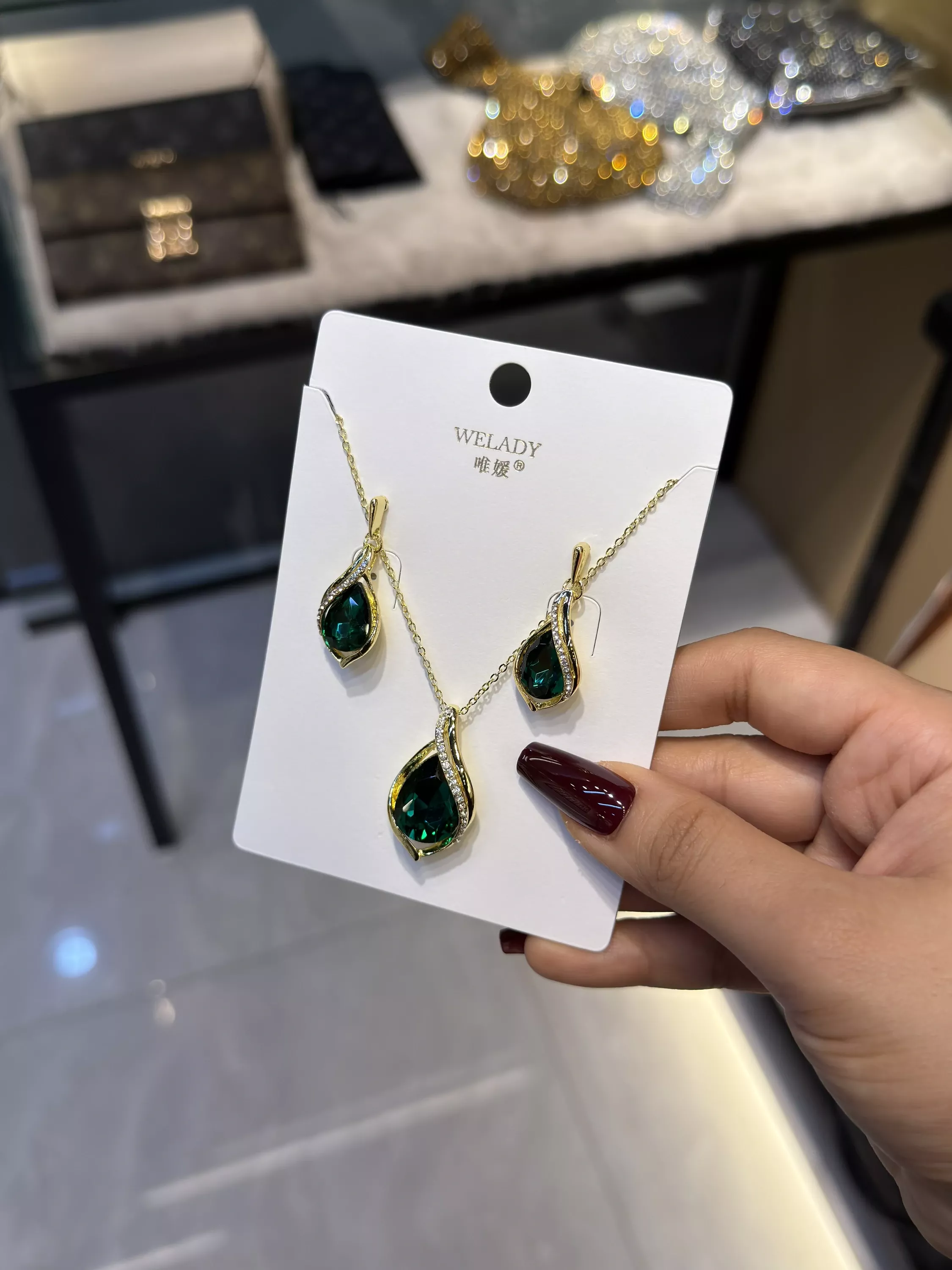 Exclusive Necklace Set – NKS-28 (Green)