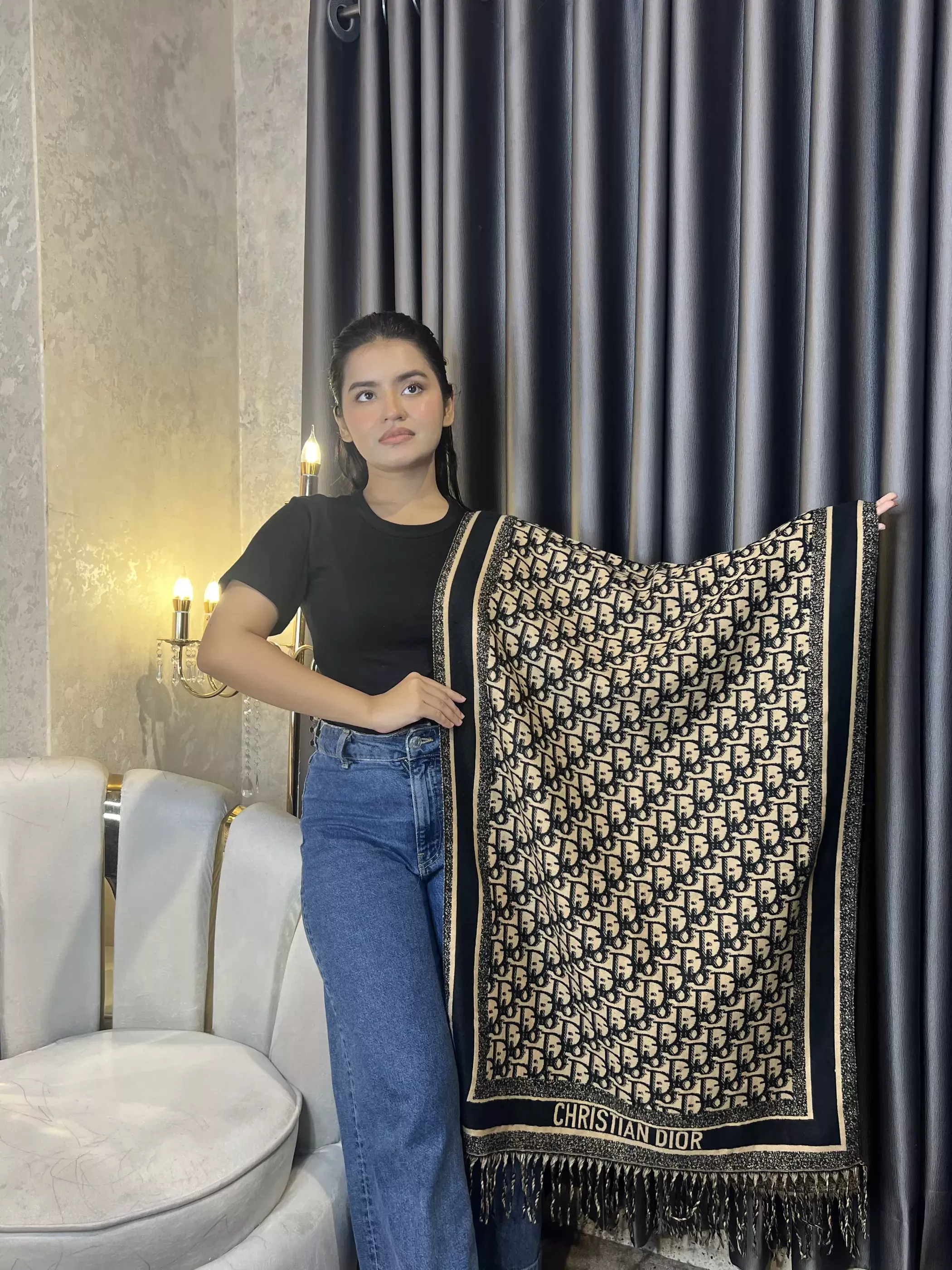 Winter Premium Shawl - CDR-006 (Black&Khaki)