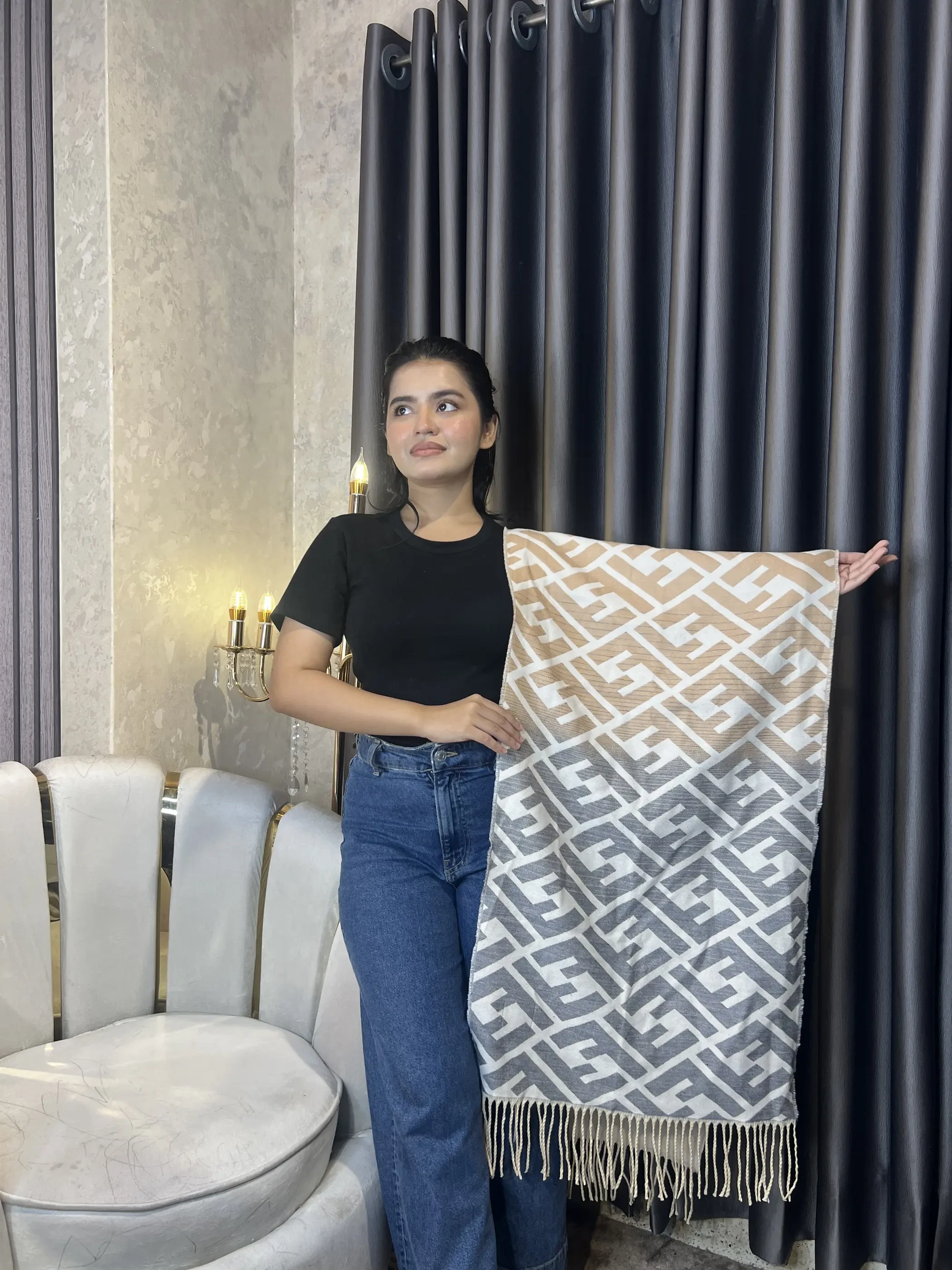 Winter Premium Shawl - FND-006 (Grey Shade)