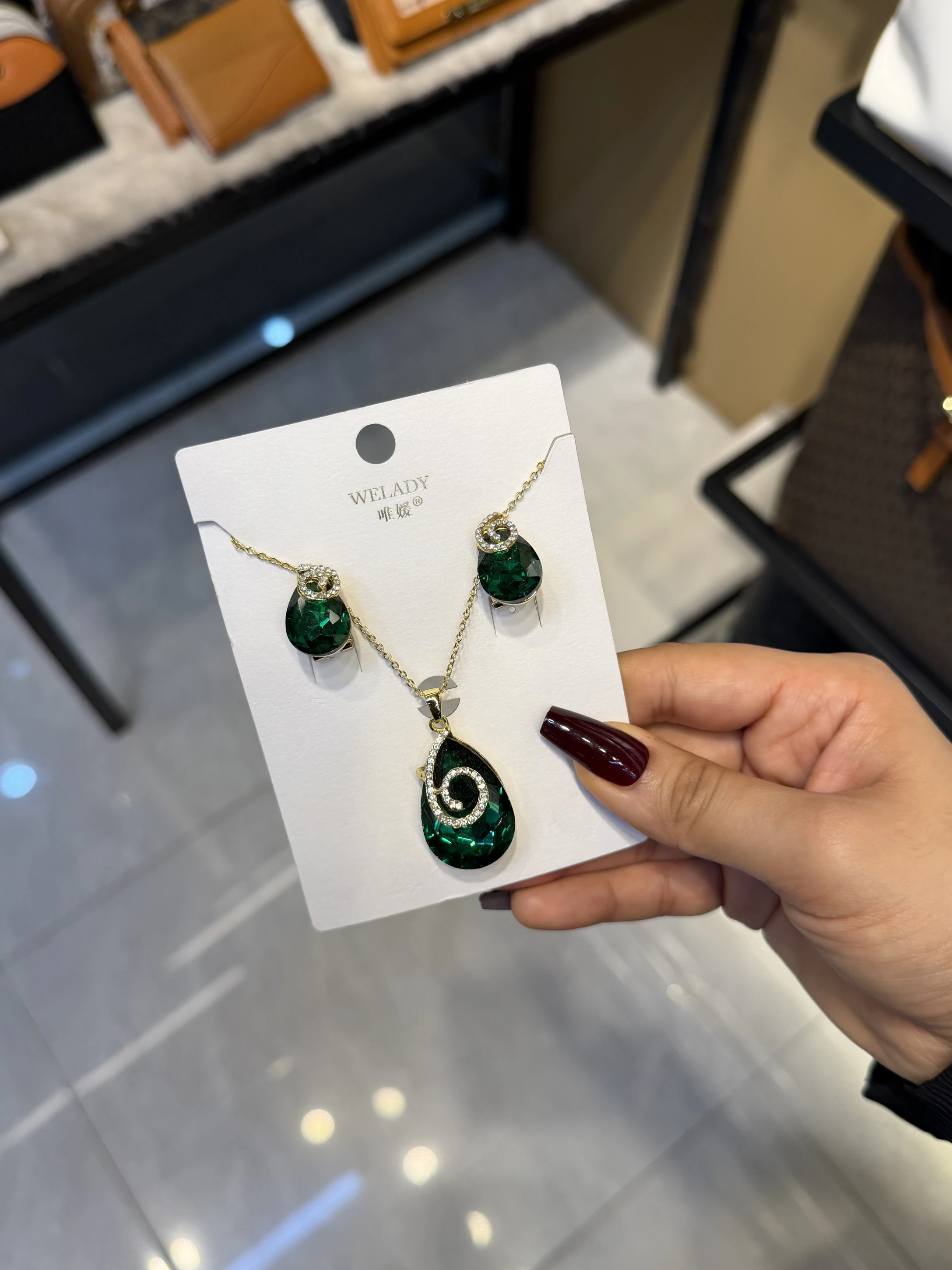 Exclusive Necklace Set – NKS-06  (Green)