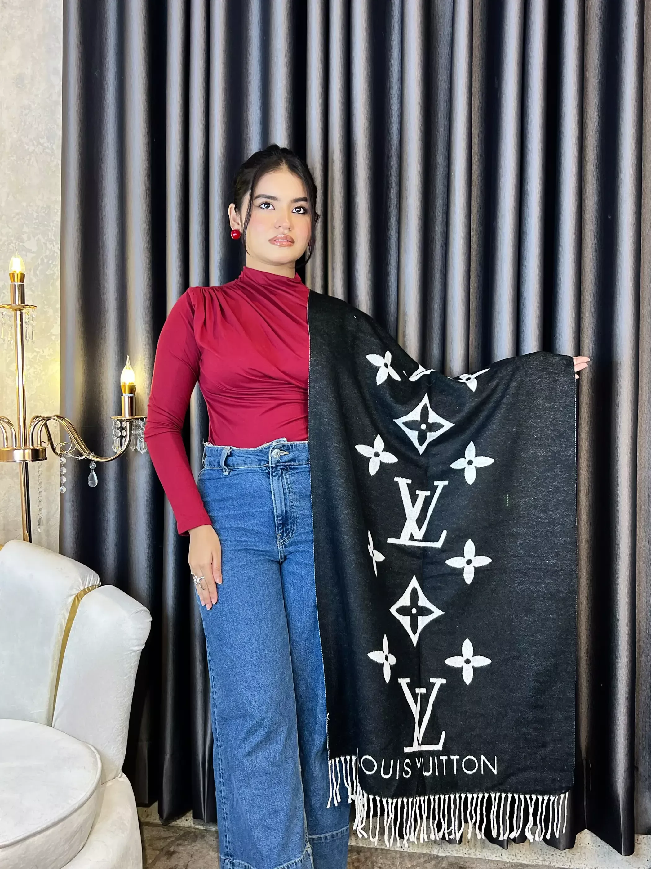 Winter Premium Shawl - LV-015 (Black)